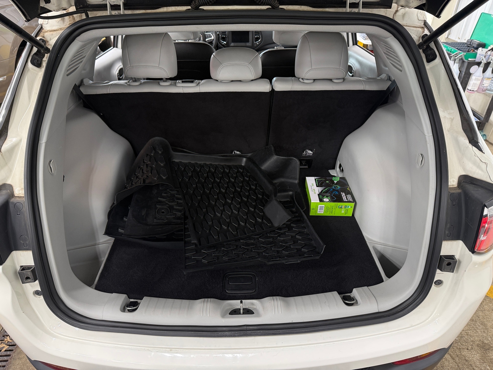 Thumbnail: 2018 Jeep Compass - 7