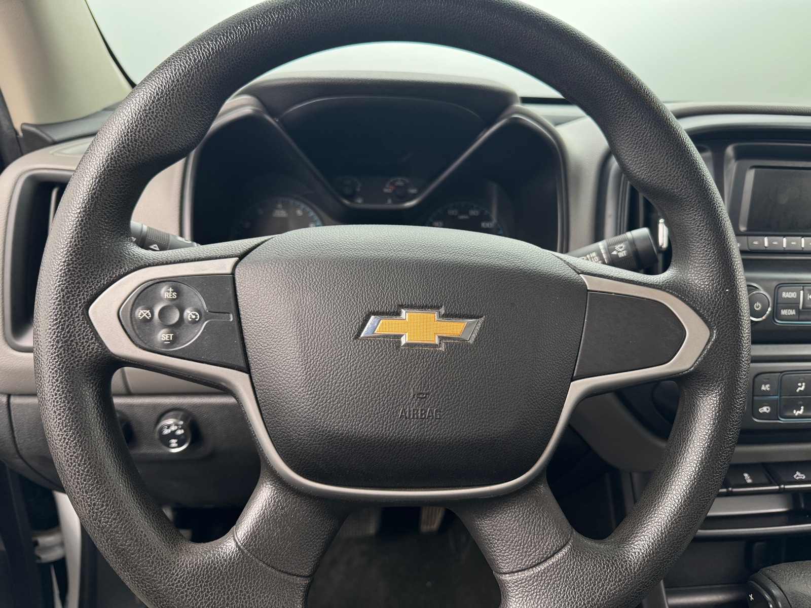 Thumbnail: 2015 Chevrolet Colorado - 5