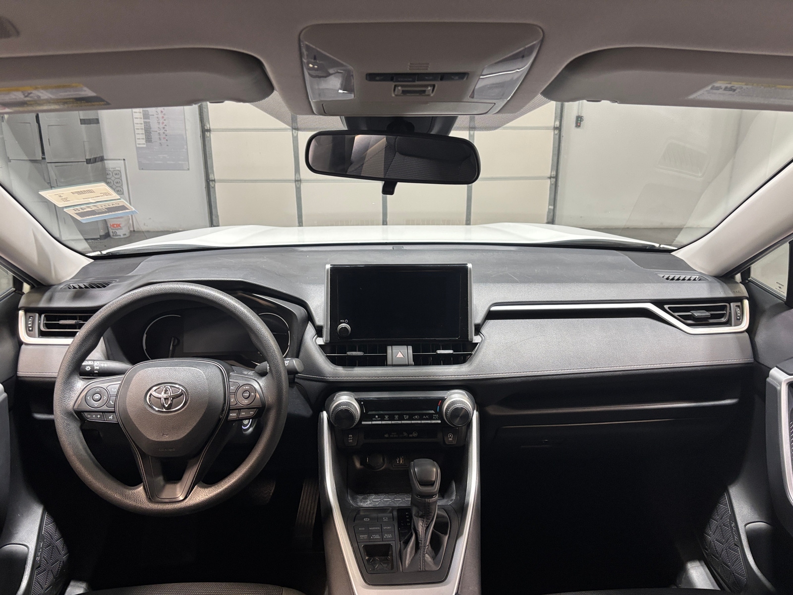 Thumbnail: 2024 Toyota RAV4 - 3