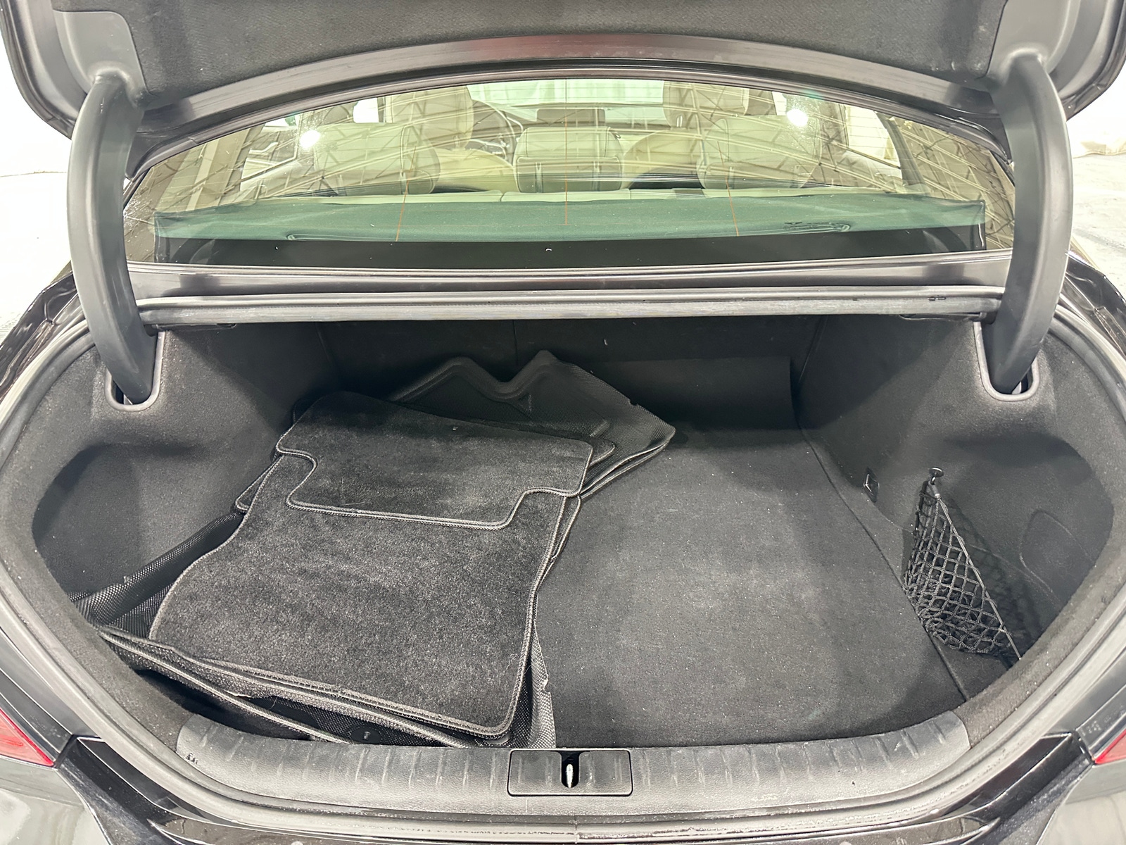 Thumbnail: 2025 Genesis G70 - 6