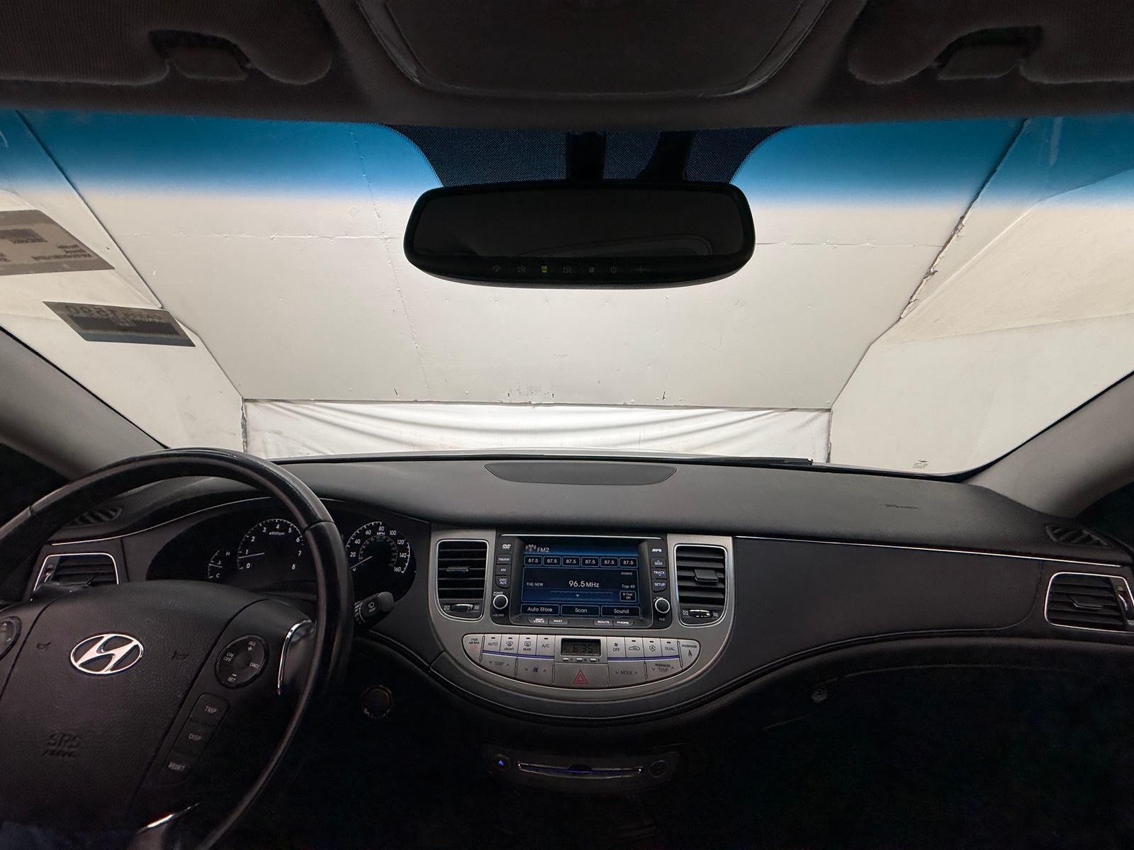 Thumbnail: 2011 Hyundai Genesis - 2