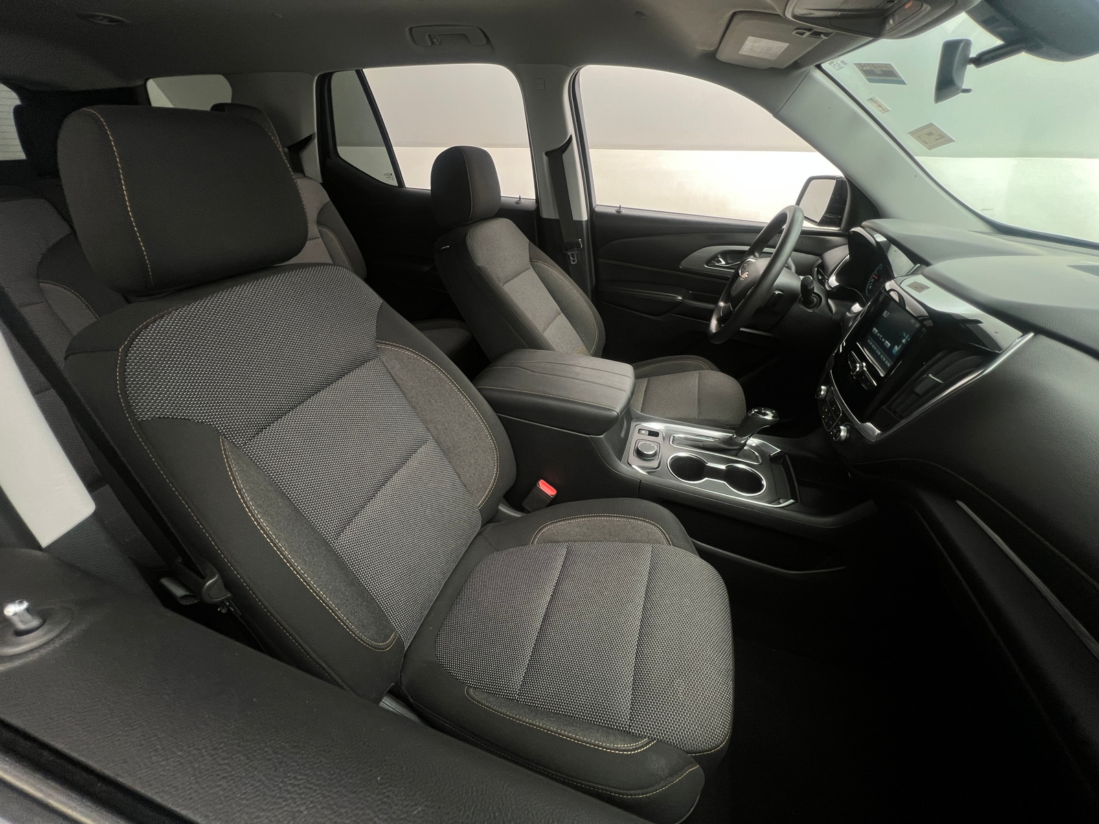 Thumbnail: 2018 Chevrolet Traverse - 2