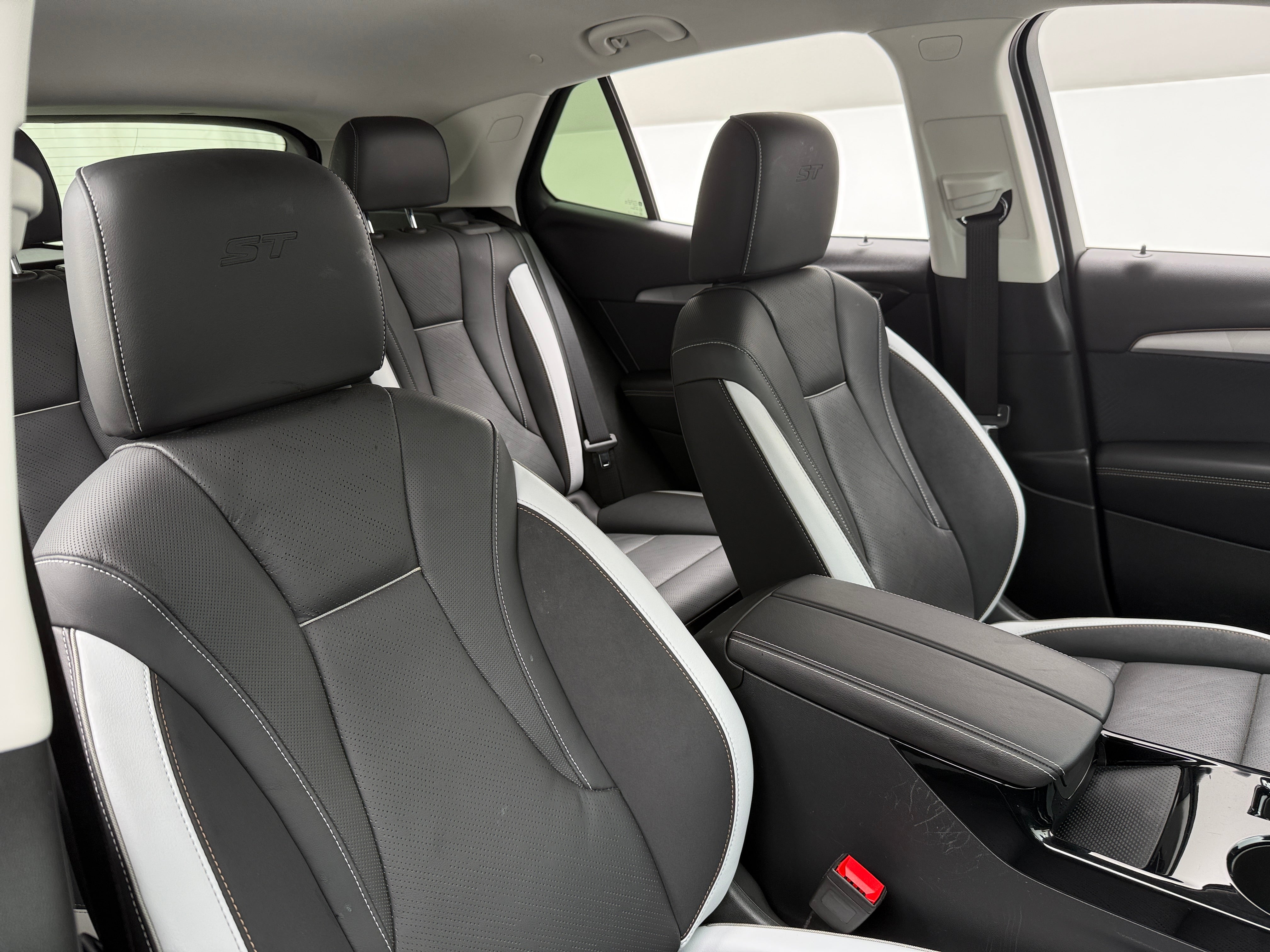 2024 Buick Envision Sport Touring - Photo 1