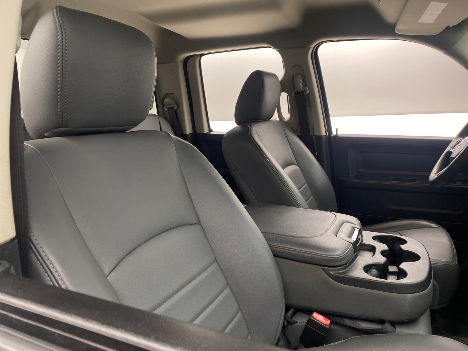 Thumbnail: 2019 RAM 1500 Classic - 2