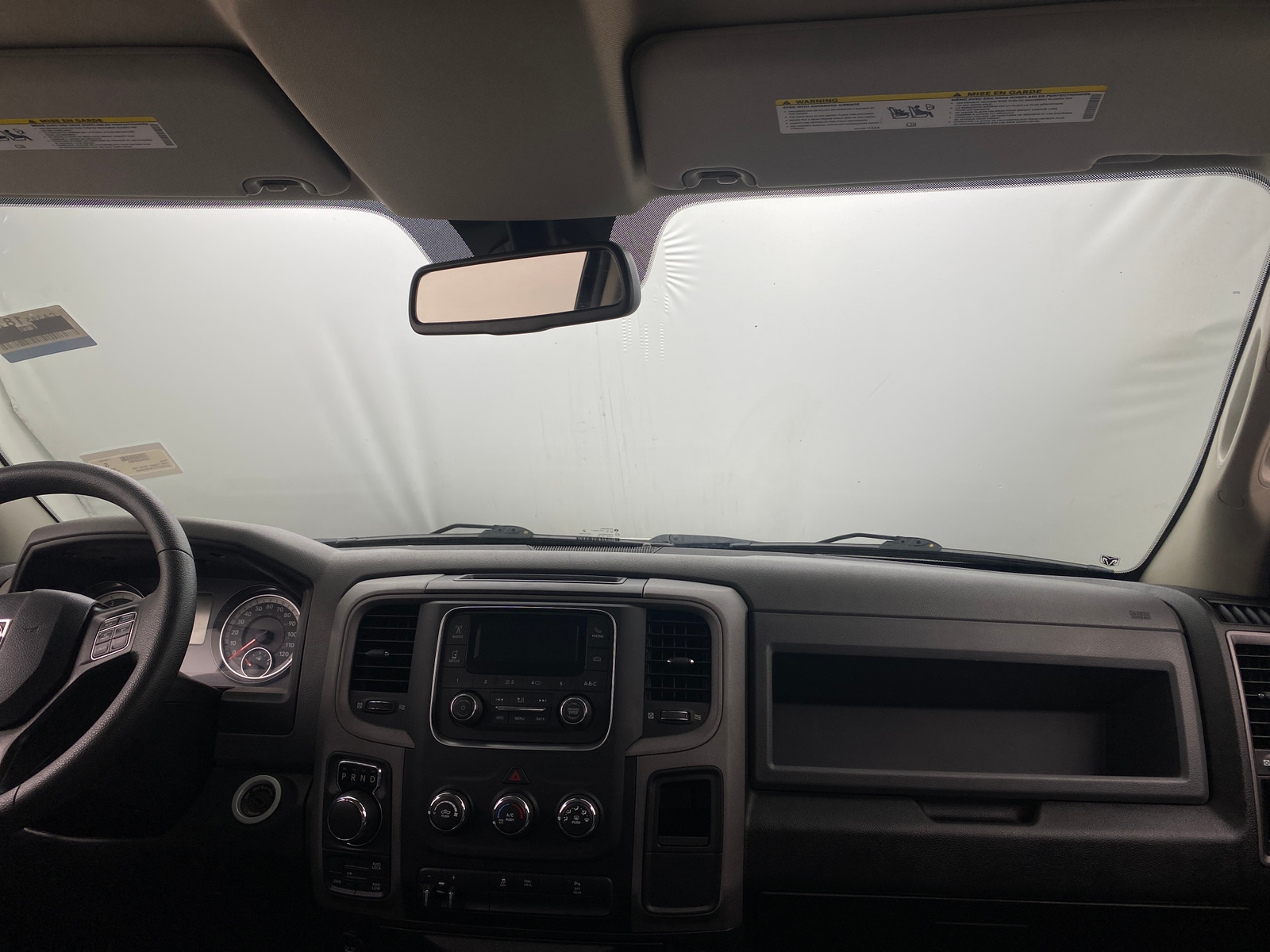 Thumbnail: 2019 RAM 1500 Classic - 3