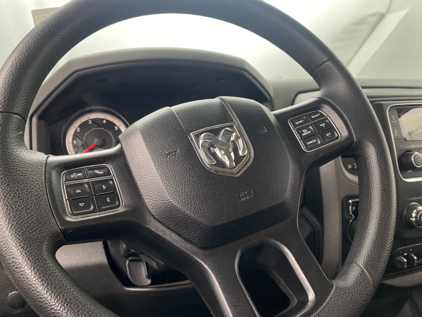 Thumbnail: 2019 RAM 1500 Classic - 5