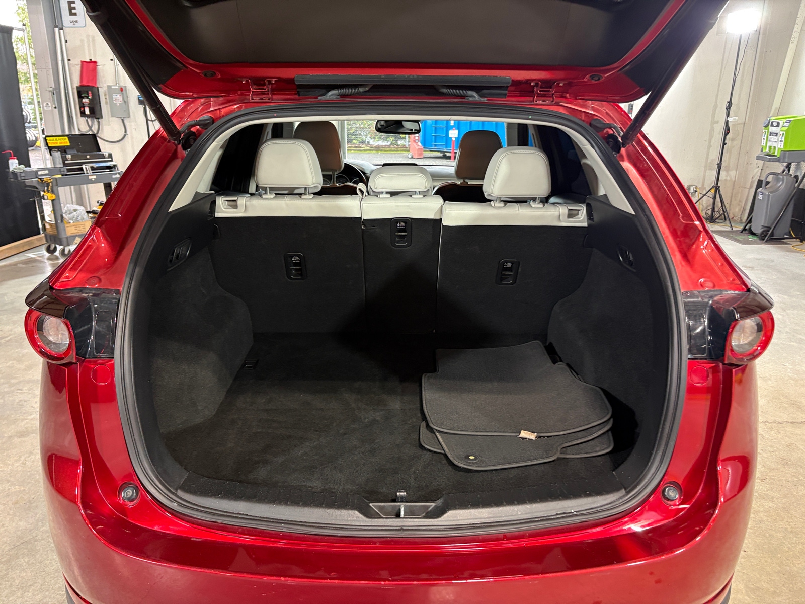 Thumbnail: 2018 Mazda CX-5 - 6