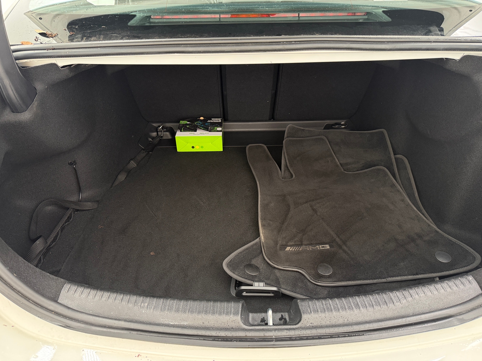 Thumbnail: 2022 Mercedes-Benz C-Class - 6