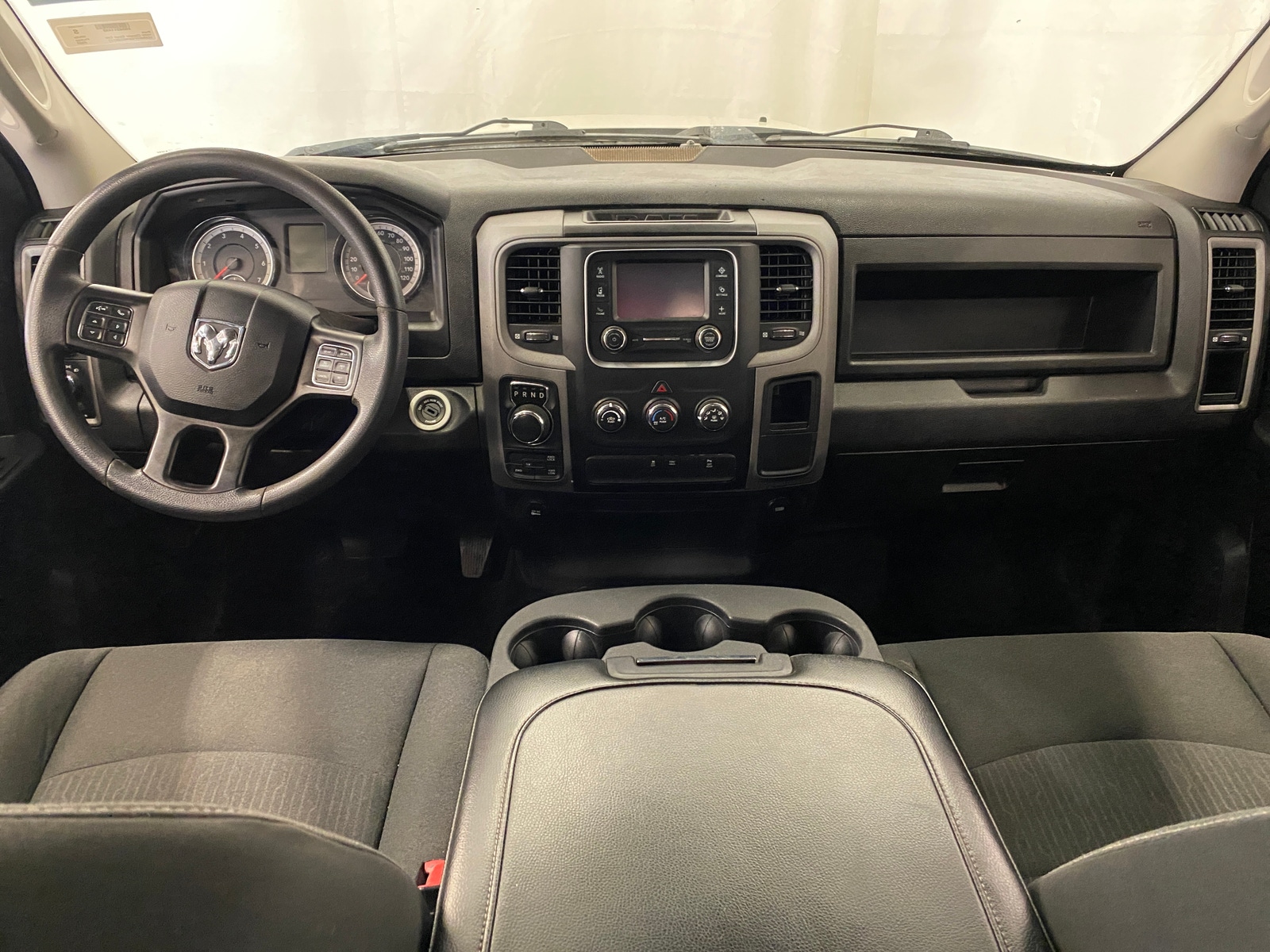 Thumbnail: 2022 RAM 1500 Classic - 3