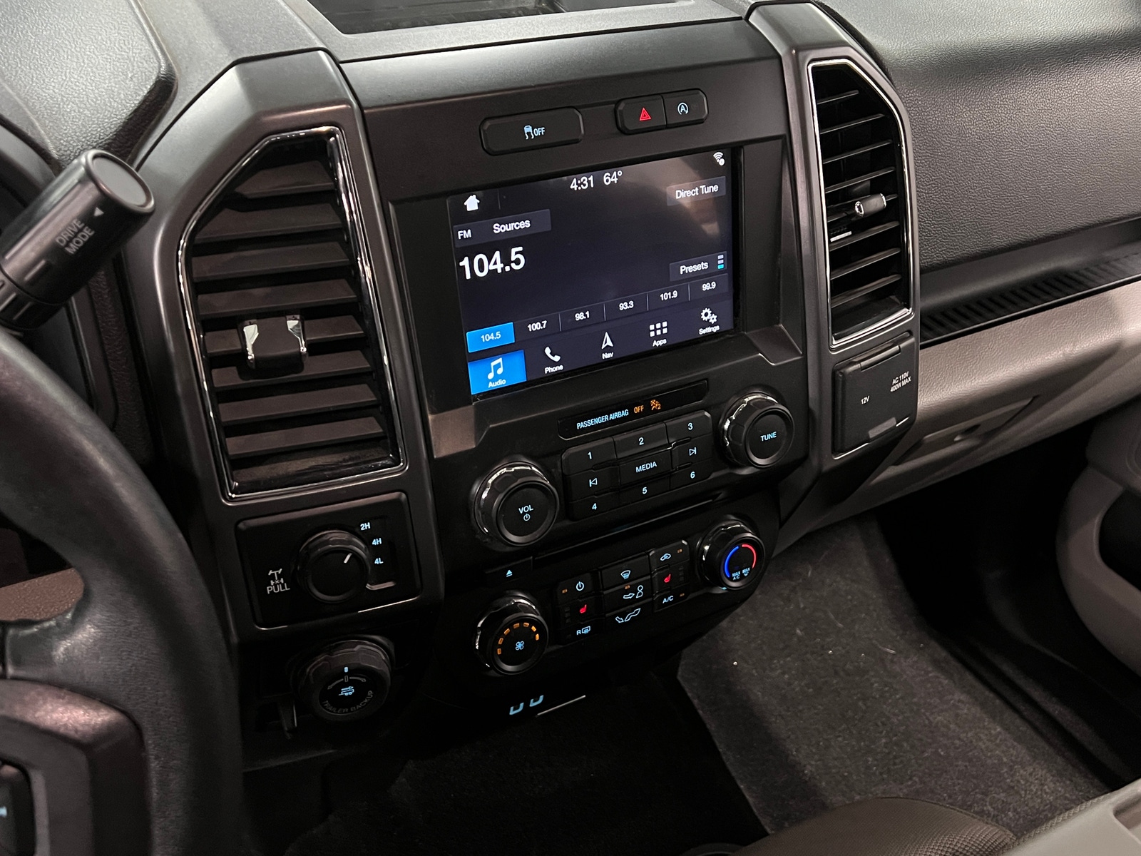 Thumbnail: 2018 Ford Econoline - 4