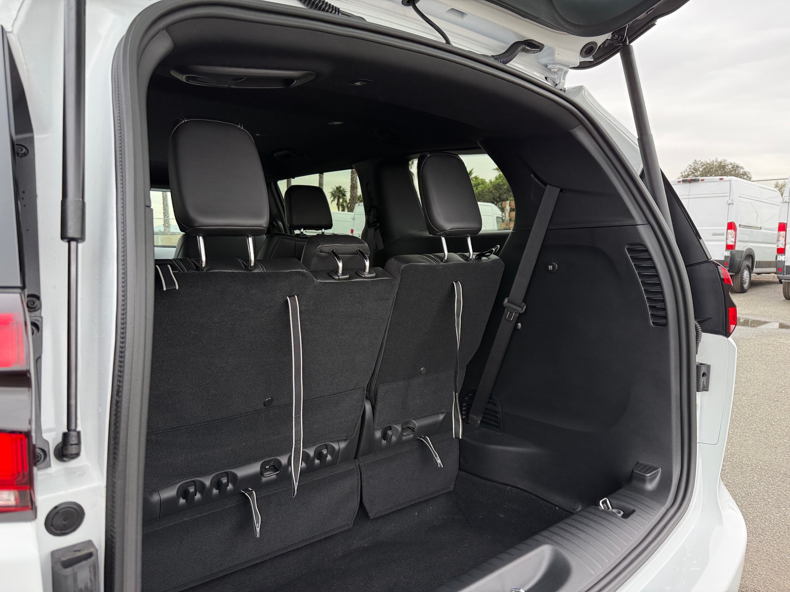 Thumbnail: 2026 Chrysler Pacifica - 6