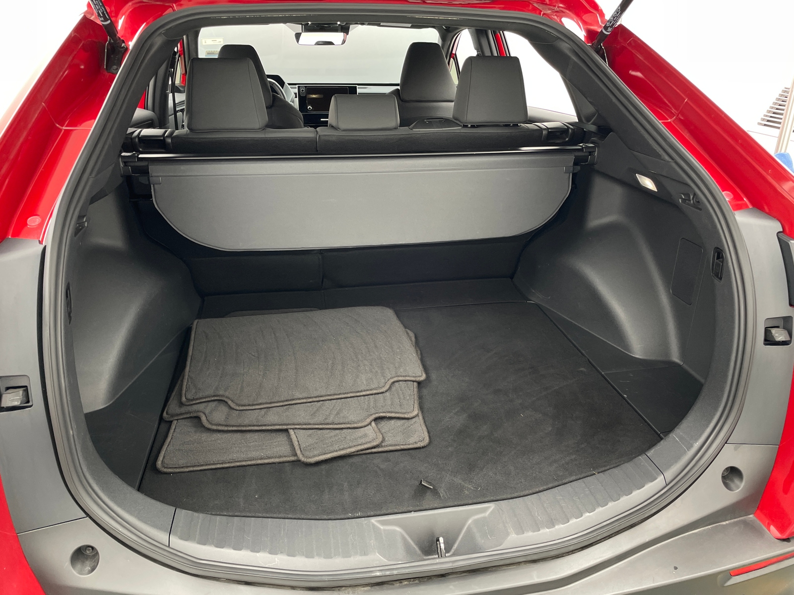 Thumbnail: 2024 Subaru Solterra - 7