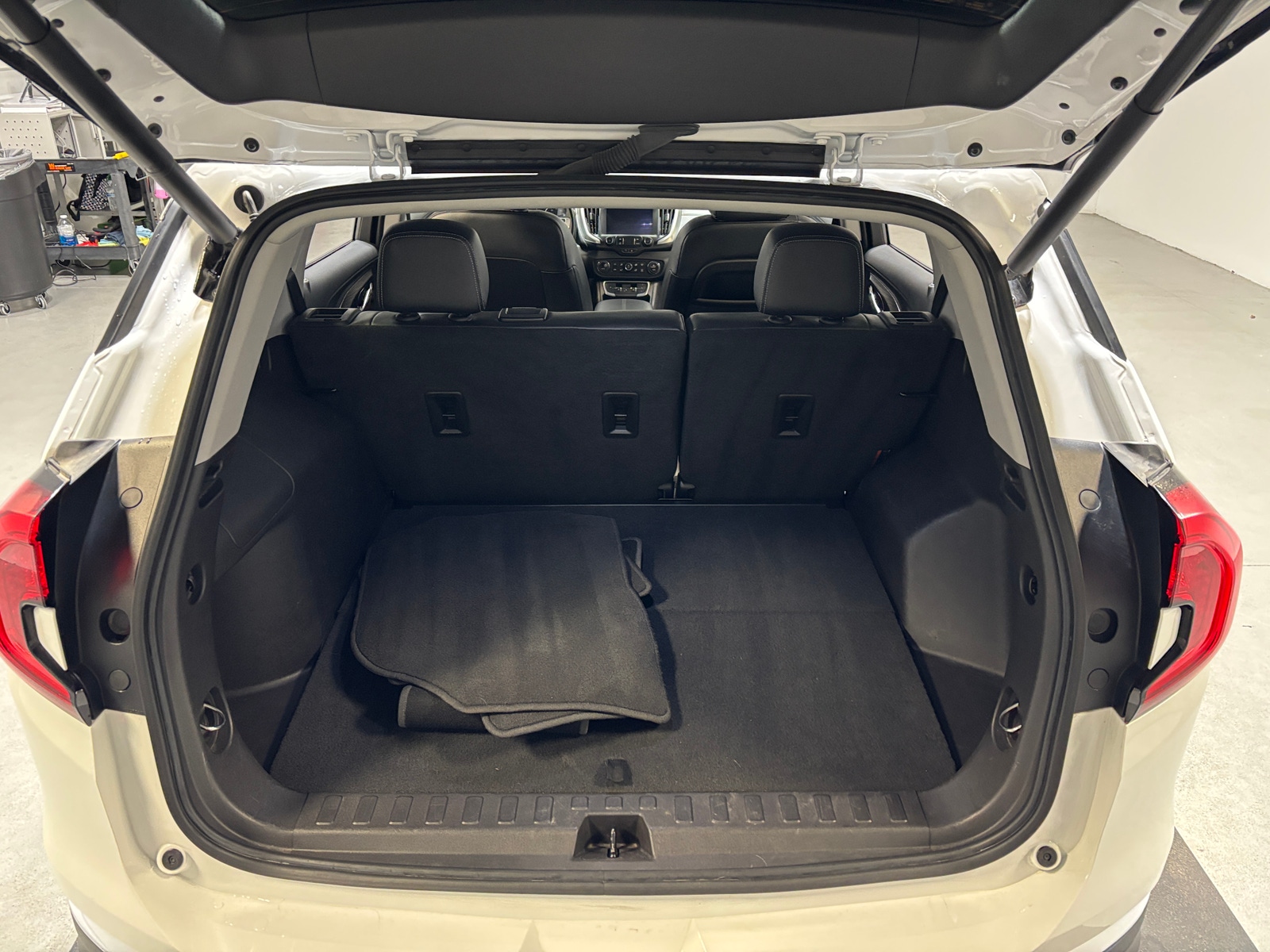 Thumbnail: 2024 GMC Terrain - 6