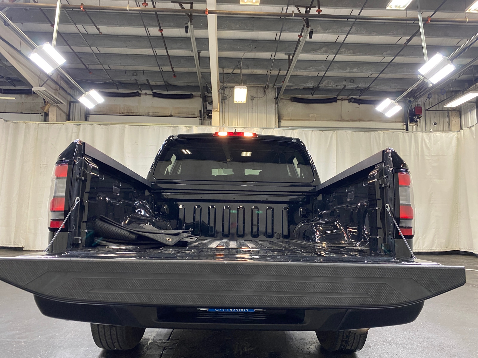 Thumbnail: 2023 Nissan Frontier - 7