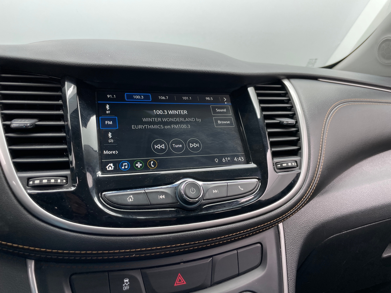 Thumbnail: 2018 Chevrolet Trax - 4