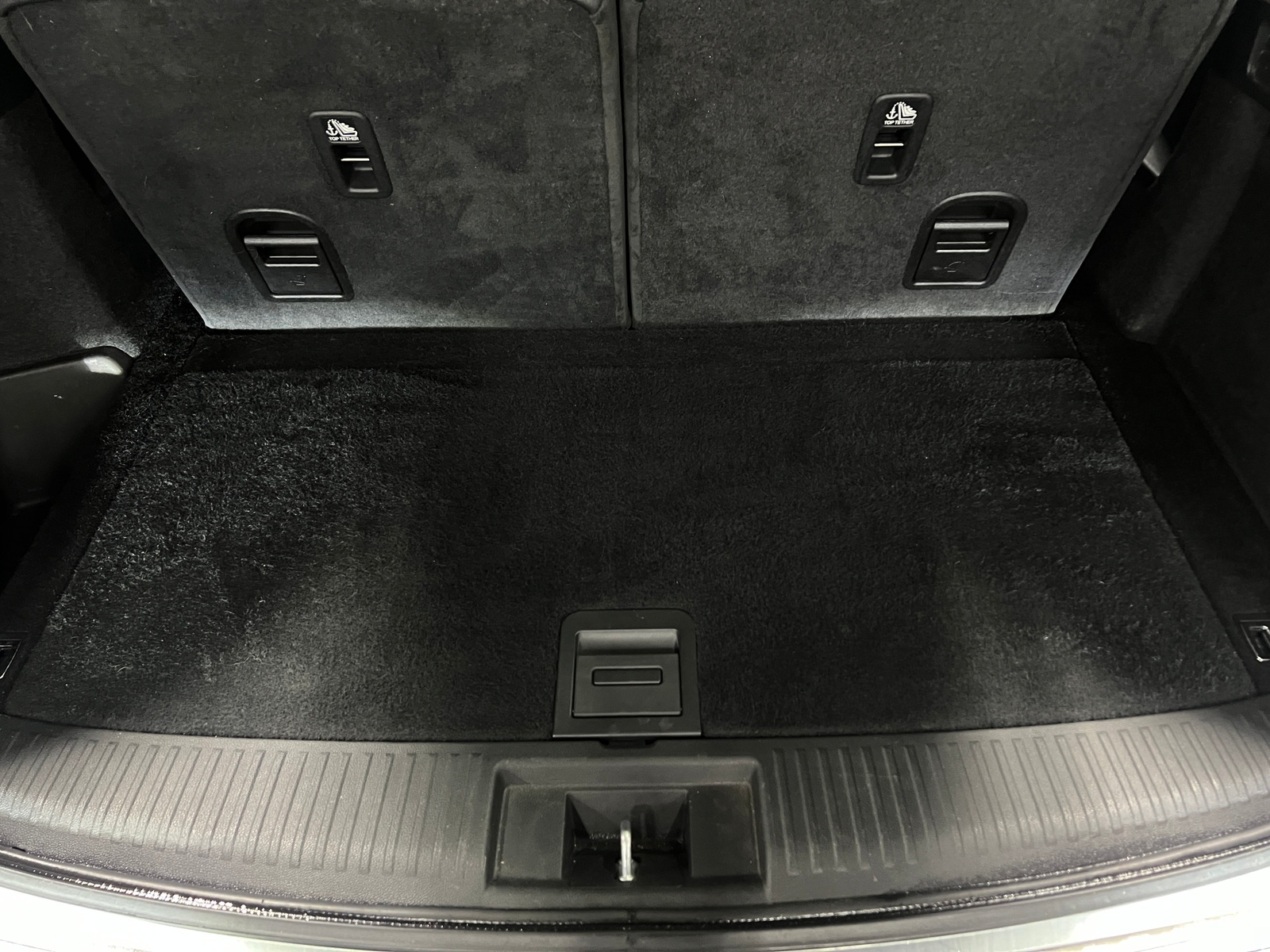 Thumbnail: 2023 Acura MDX - 6