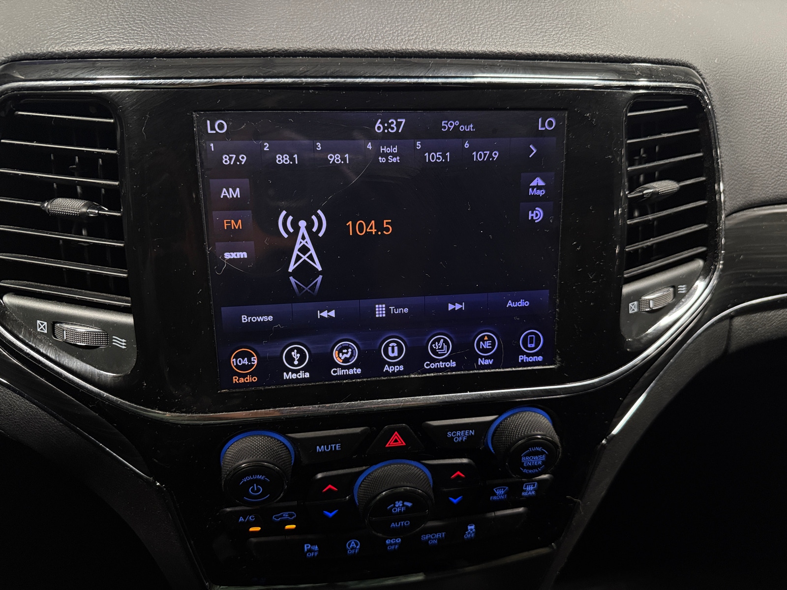 Thumbnail: 2019 Jeep Grand Cherokee - 3