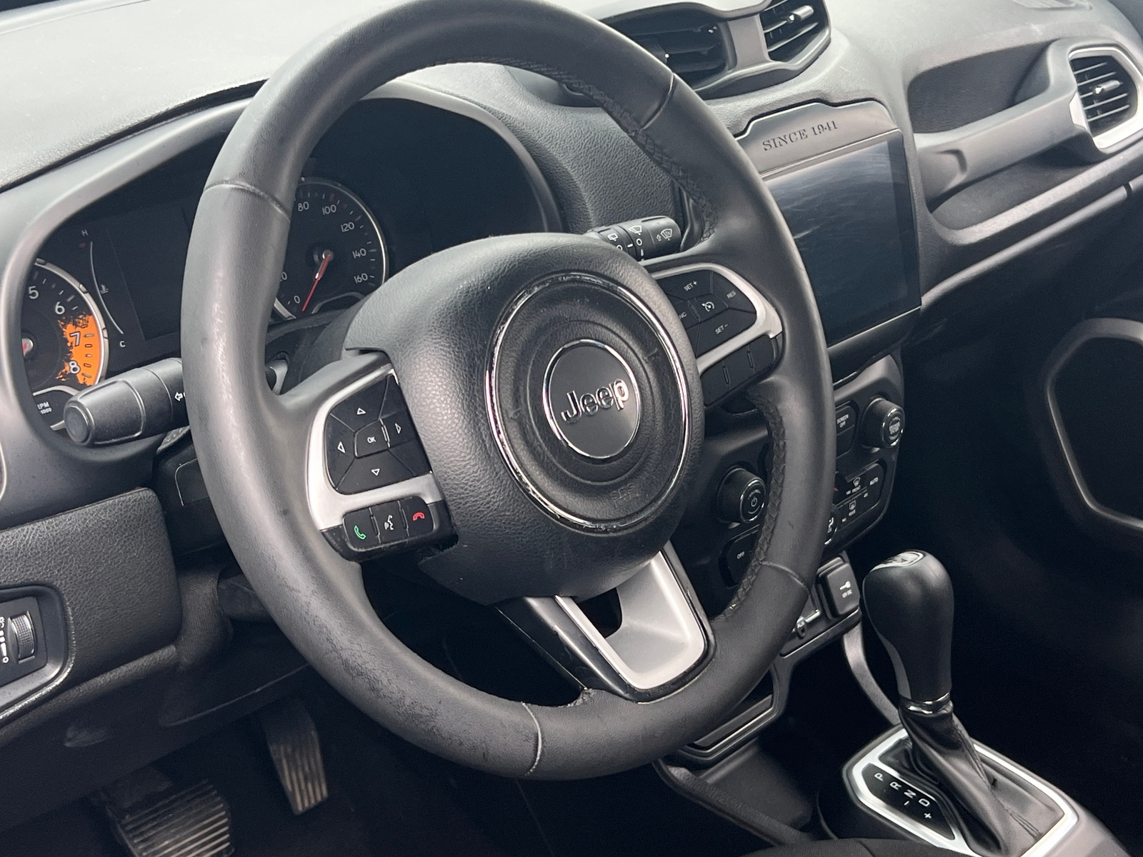 Thumbnail: 2018 Jeep Renegade - 5