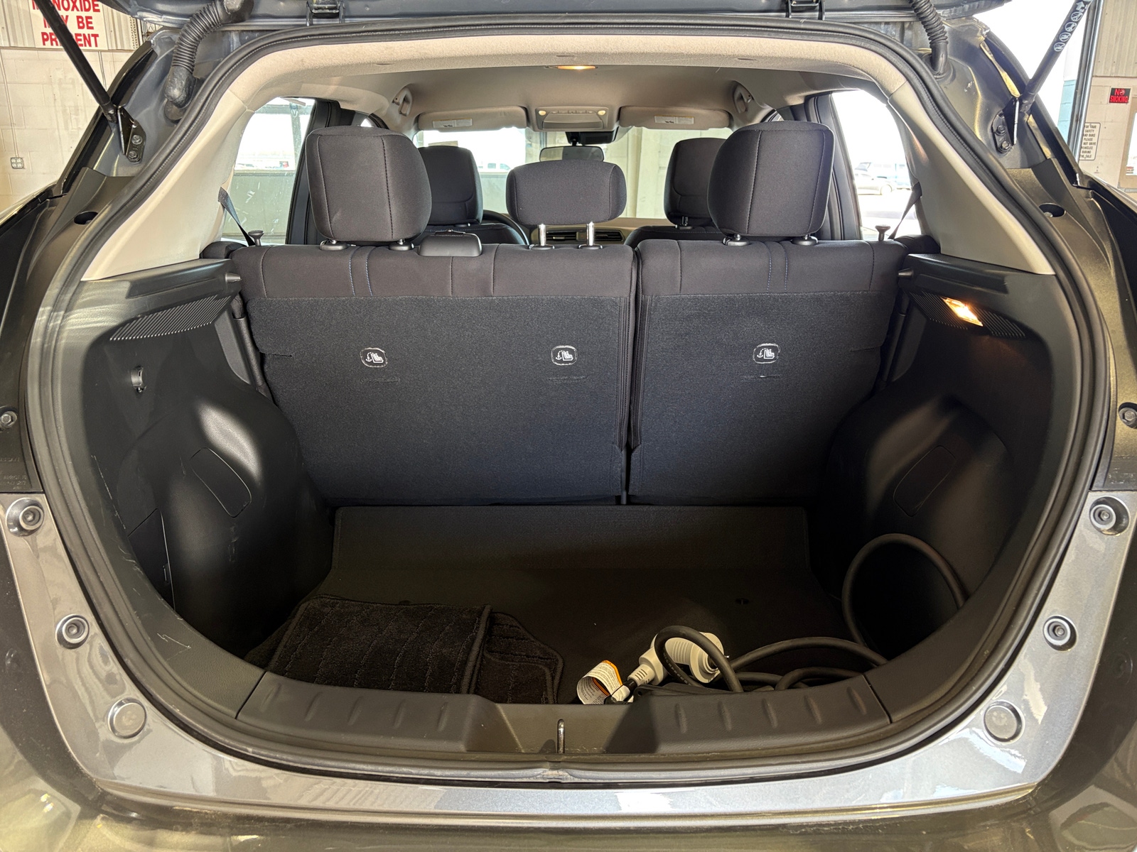 Thumbnail: 2025 Nissan Leaf - 7