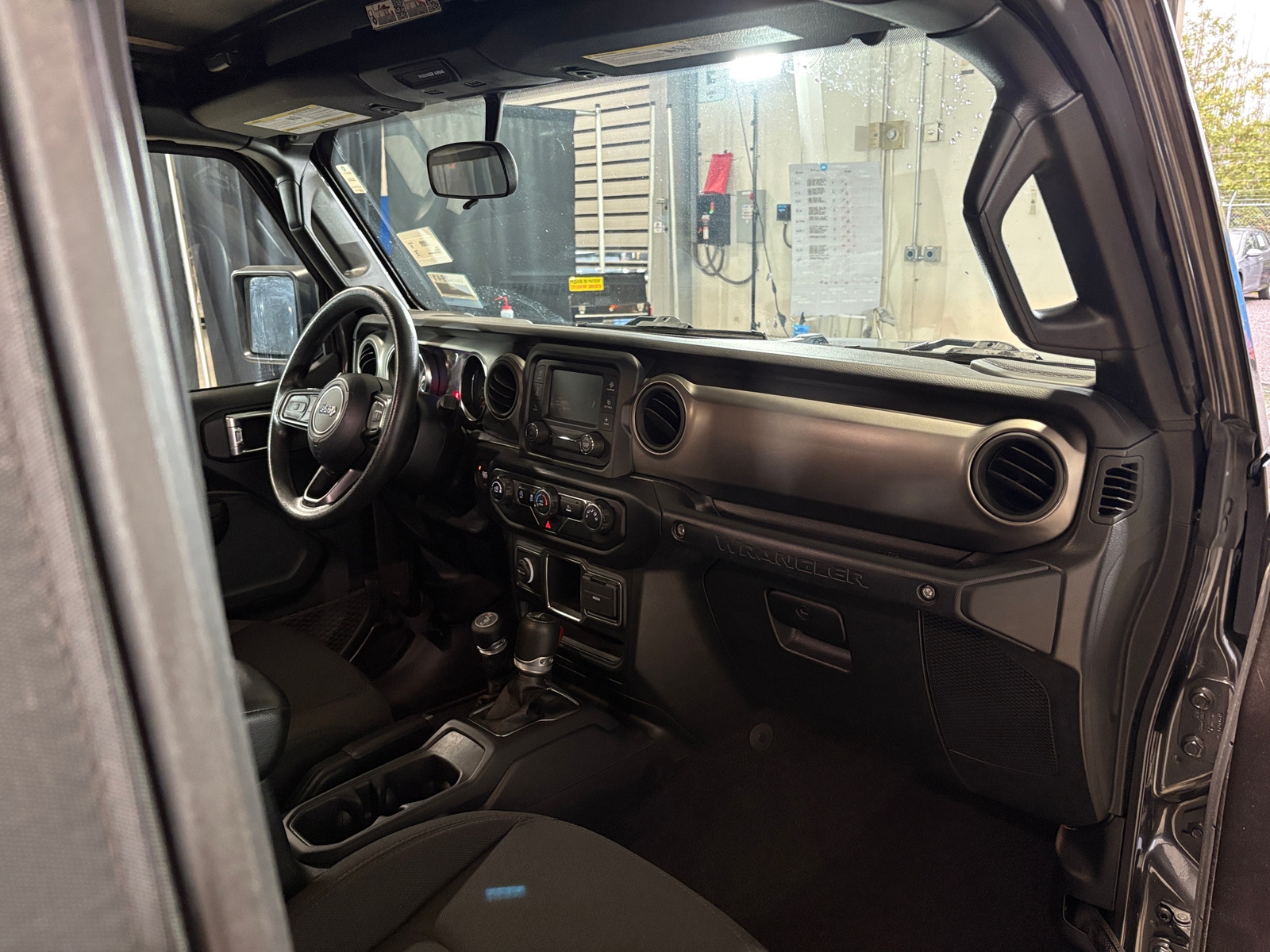 Thumbnail: 2021 Jeep Wrangler - 3