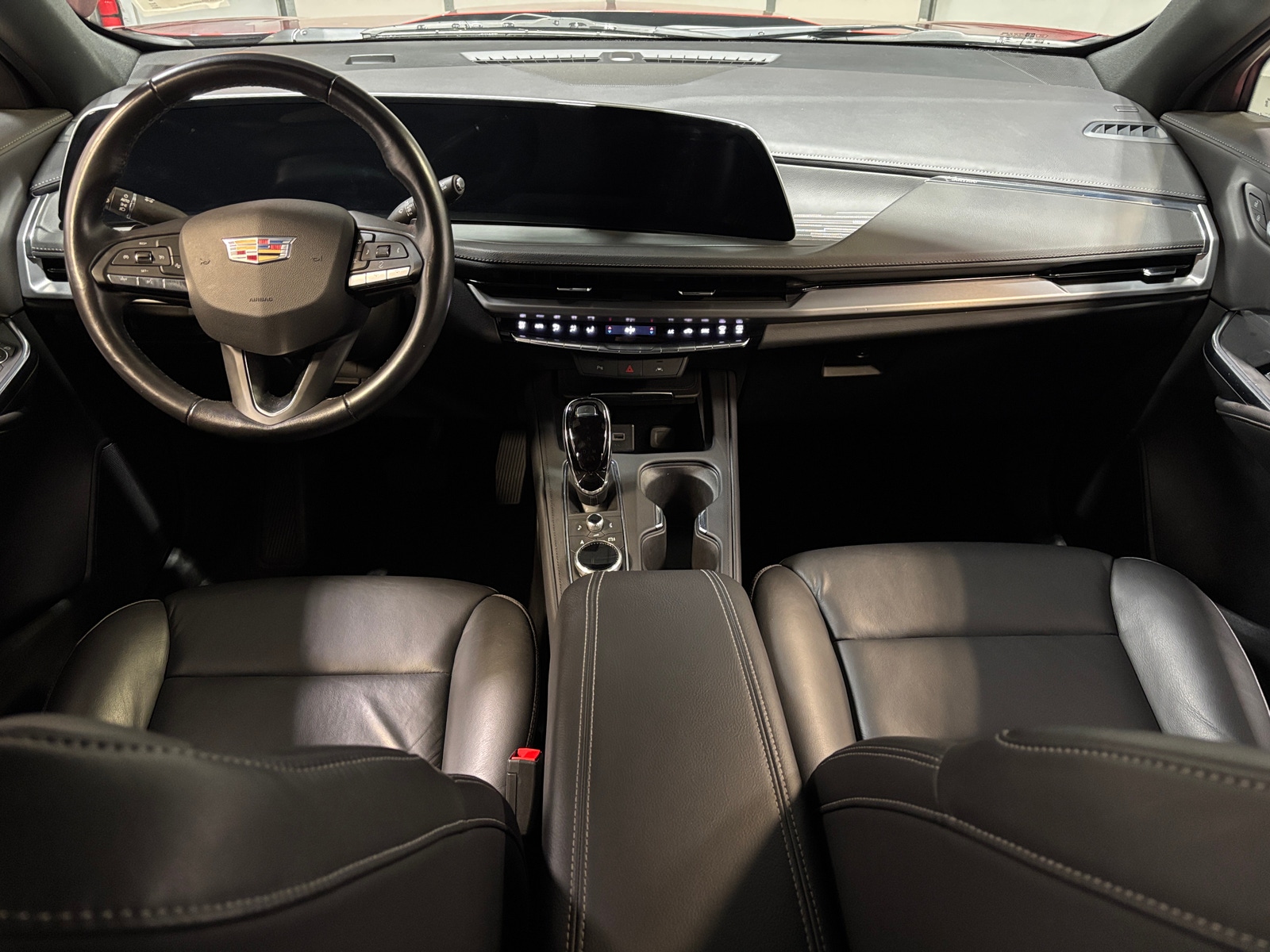 Thumbnail: 2024 Cadillac XT4 - 2