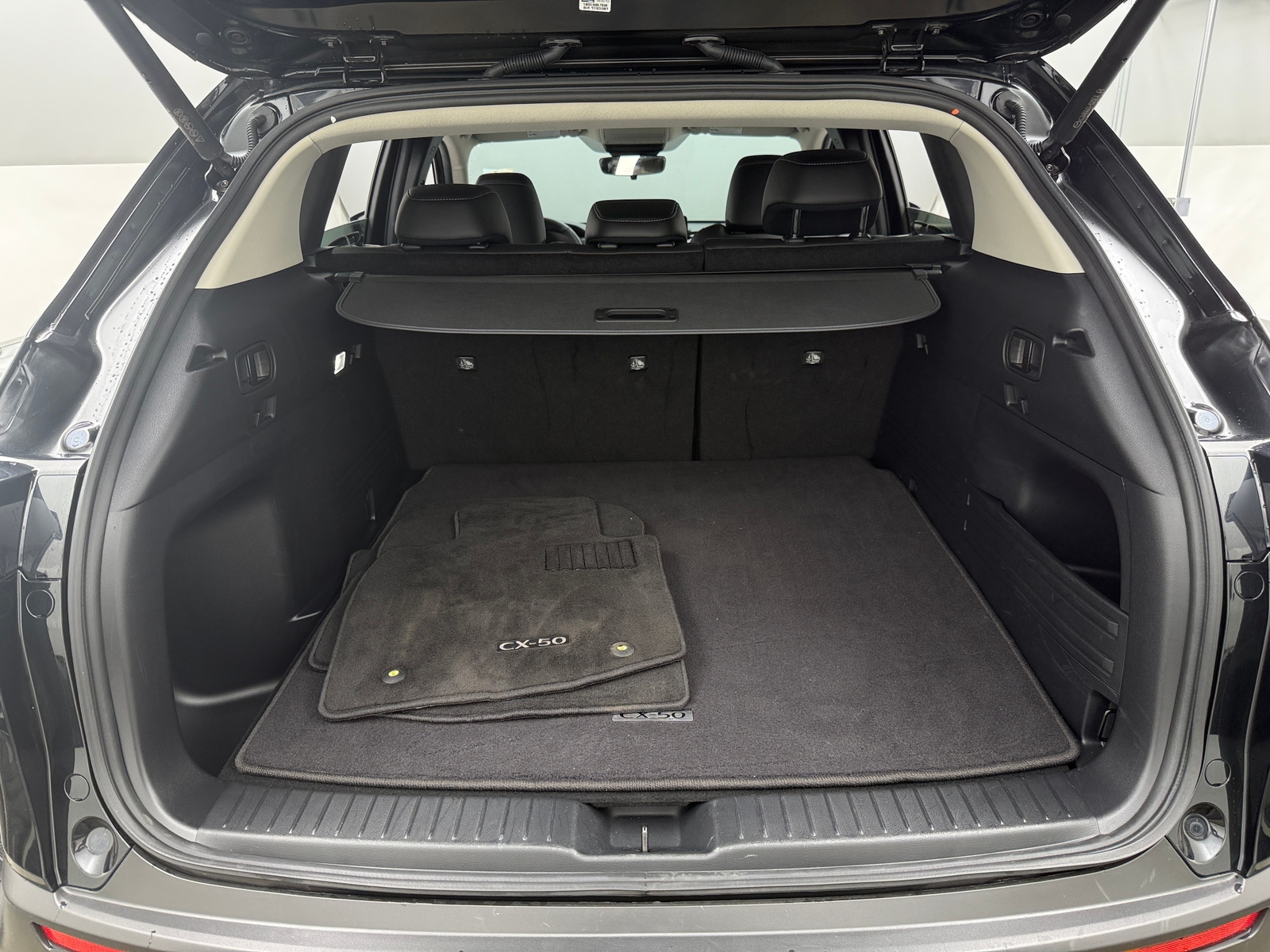 Thumbnail: 2025 Mazda CX-50 - 6