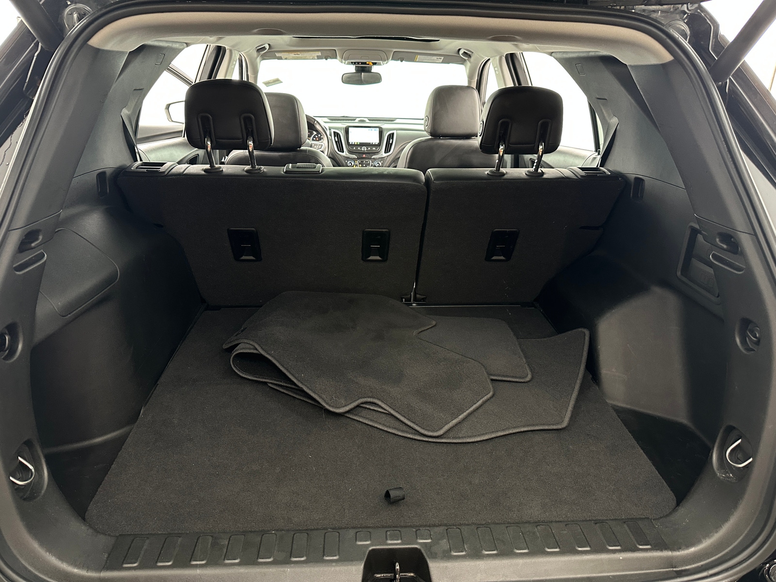 Thumbnail: 2020 Chevrolet Equinox - 6