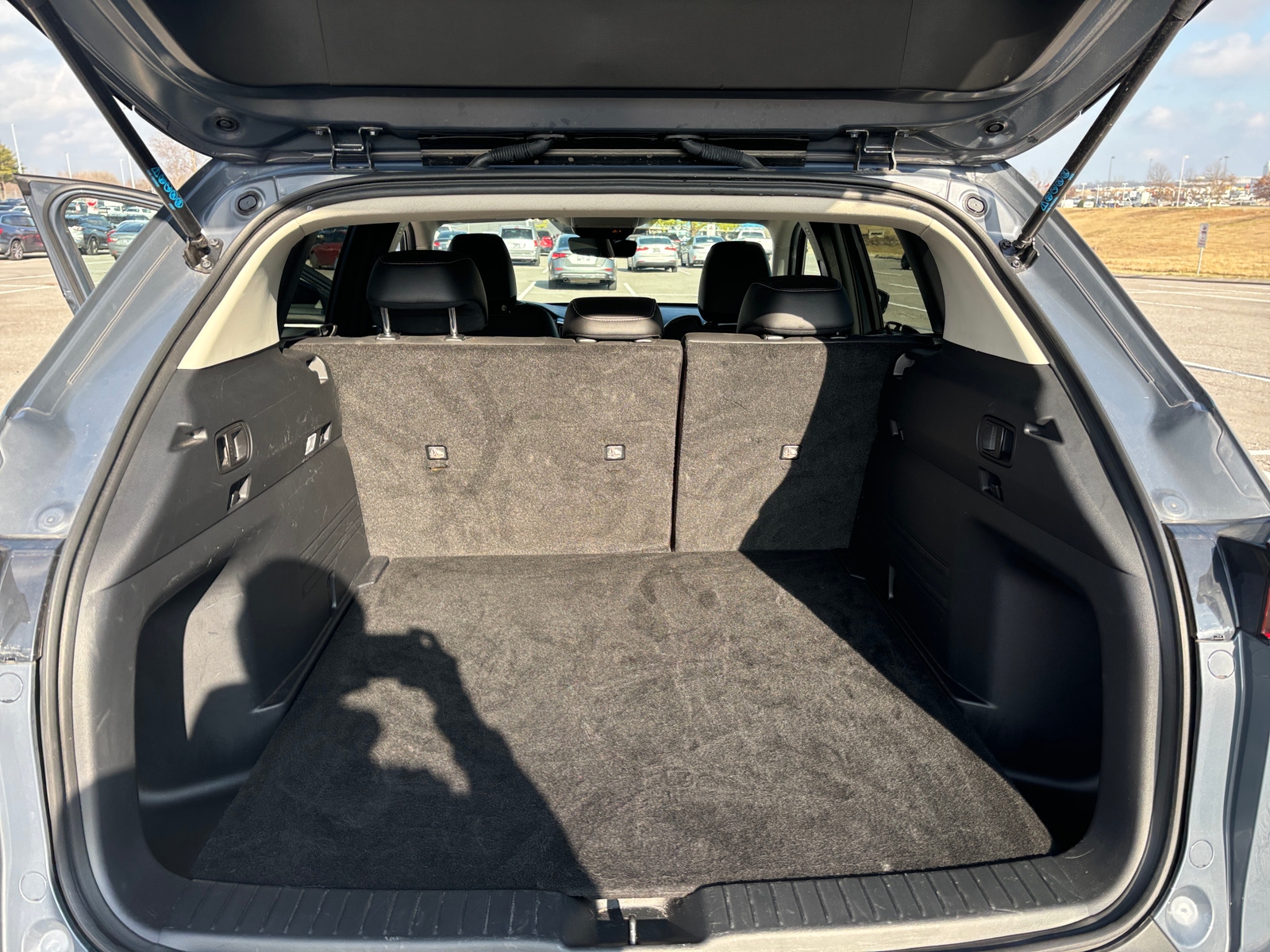 Thumbnail: 2025 Mazda CX-50 - 6