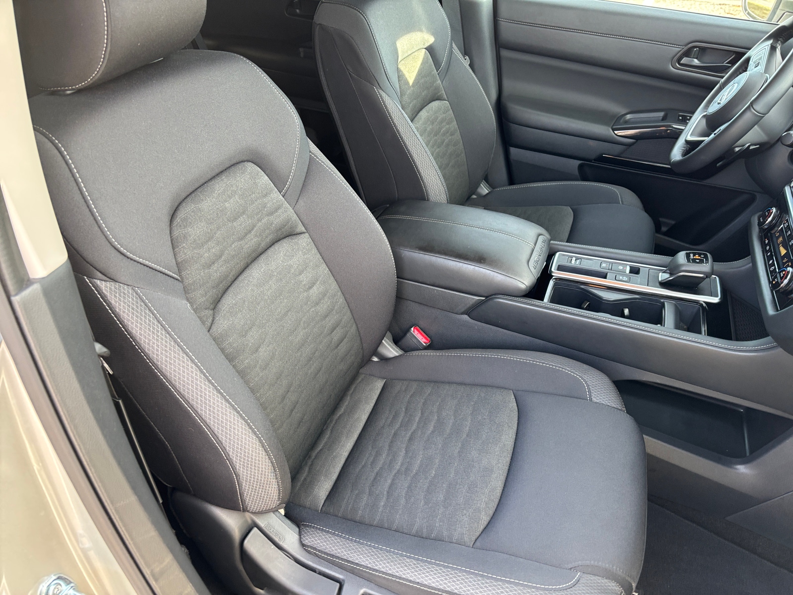 Thumbnail: 2025 Nissan Pathfinder - 2