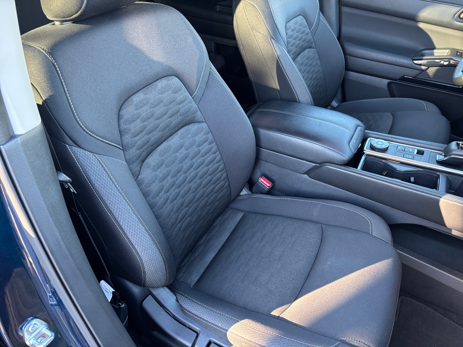 Thumbnail: 2025 Nissan Pathfinder - 2