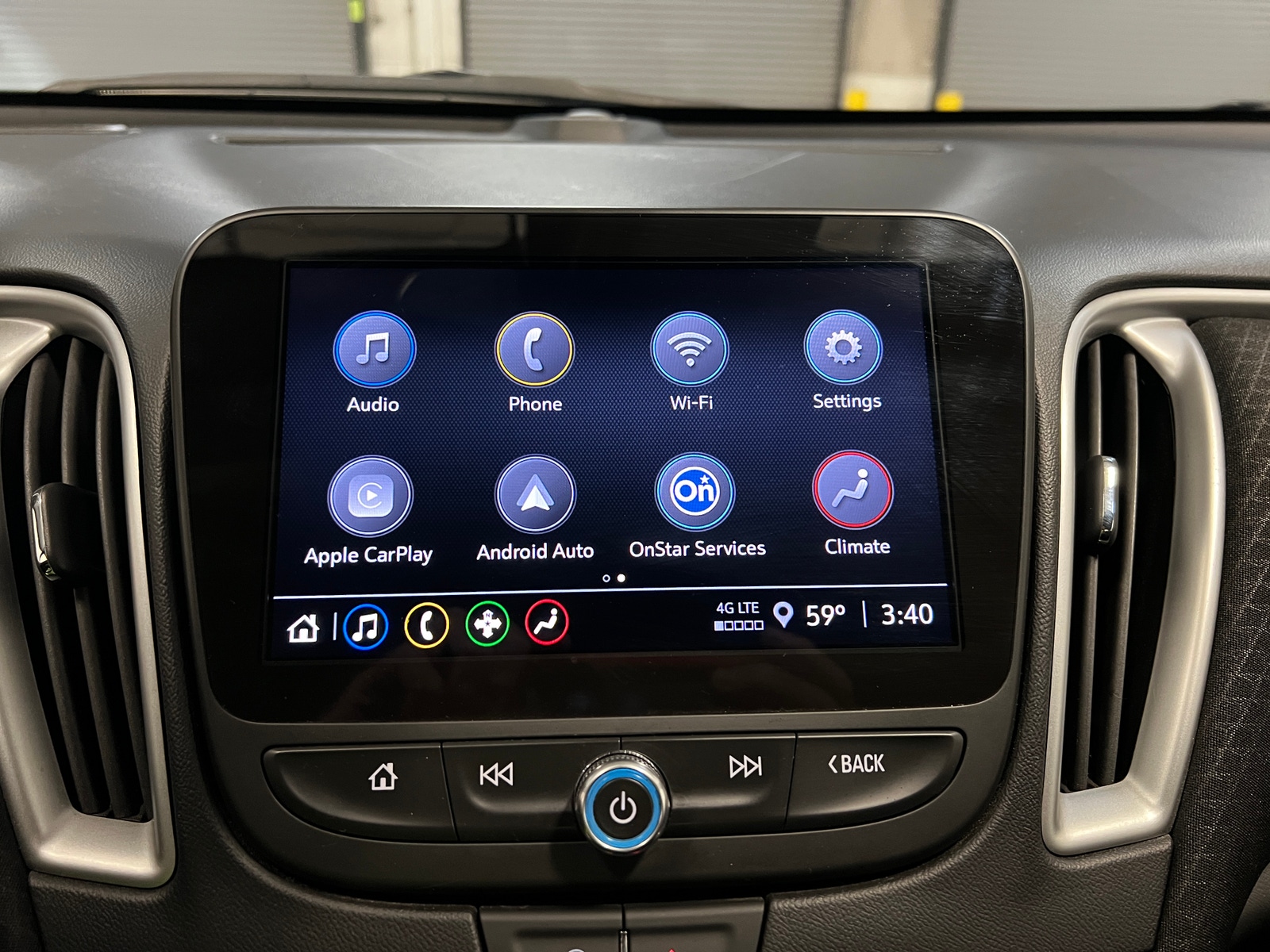 Thumbnail: 2024 Chevrolet Malibu - 4