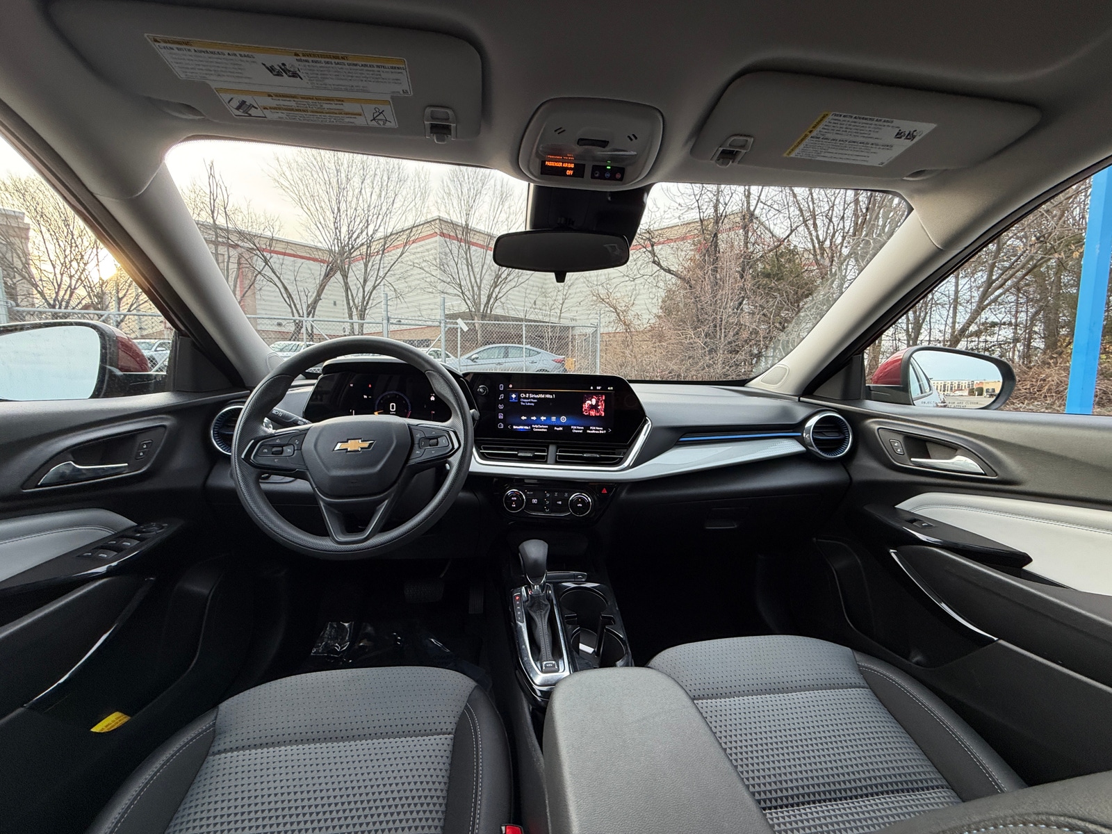 Thumbnail: 2025 Chevrolet Trax - 3