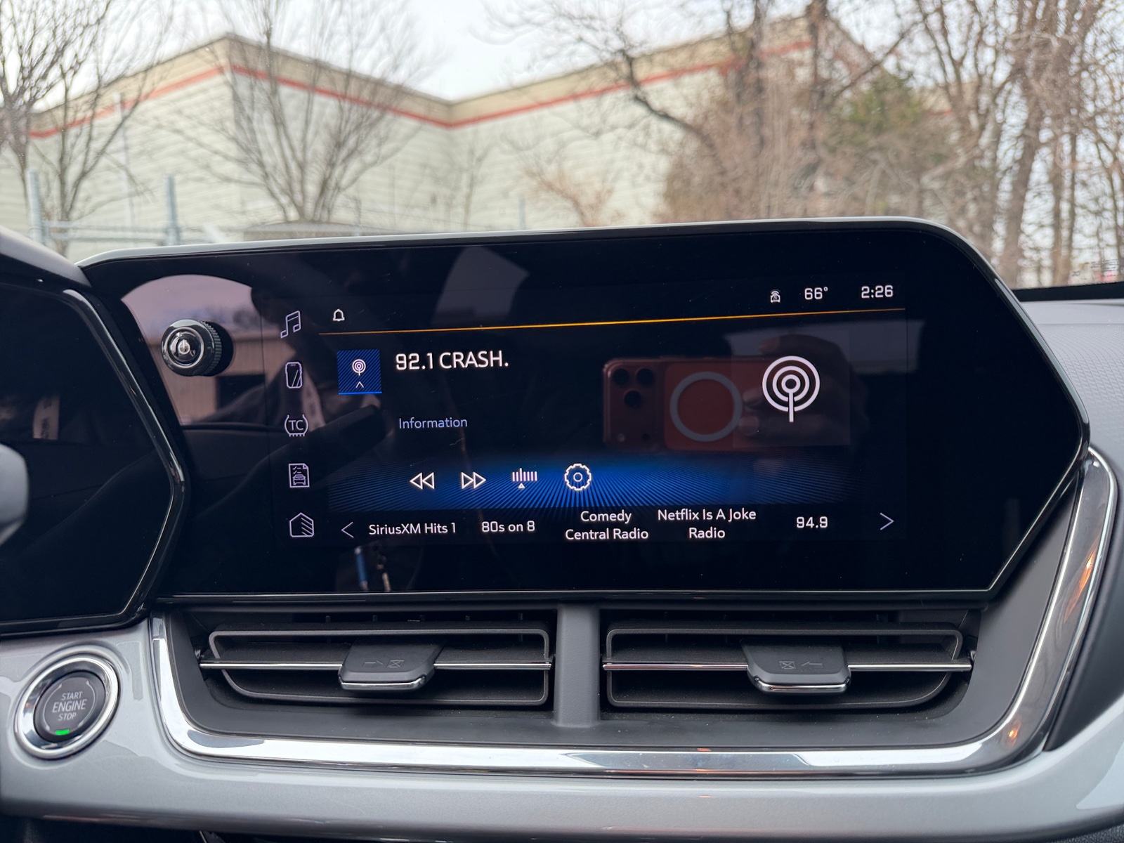 Thumbnail: 2025 Chevrolet Trax - 4