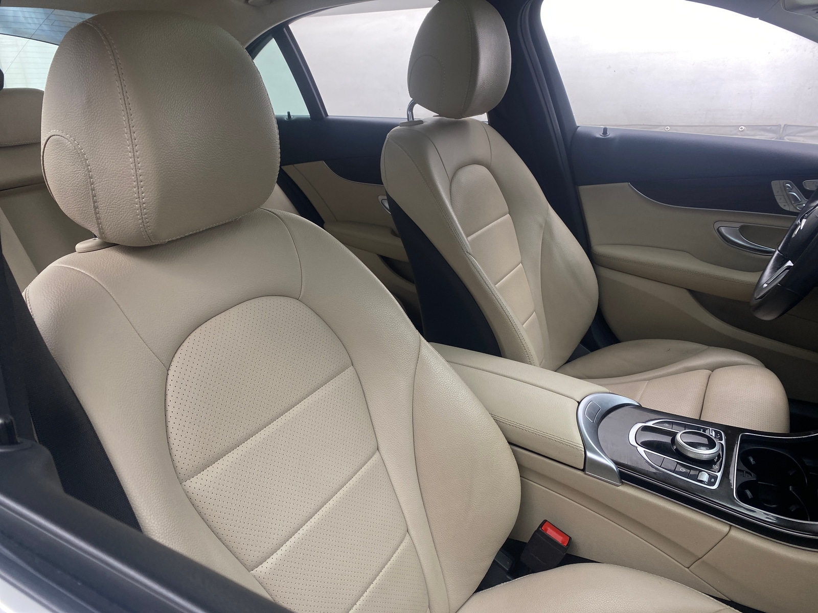 Thumbnail: 2020 Mercedes-Benz C-Class - 2