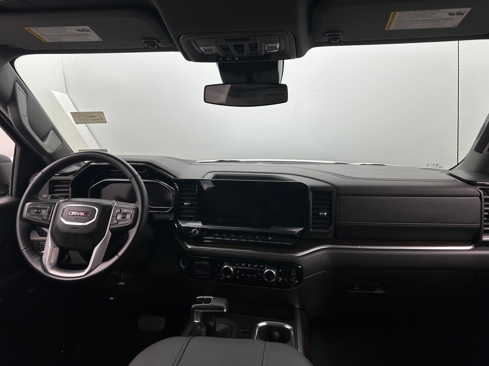 Thumbnail: 2024 GMC Sierra 1500 - 3