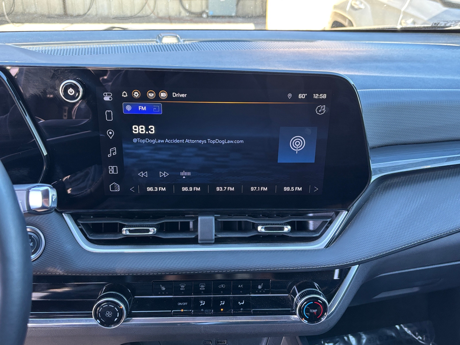 Thumbnail: 2025 Chevrolet Equinox - 4