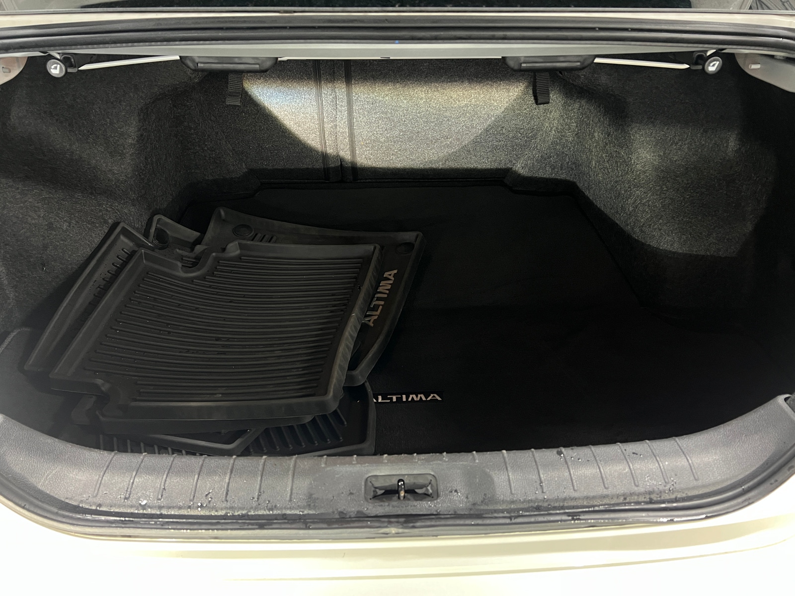 Thumbnail: 2019 Nissan Altima - 7