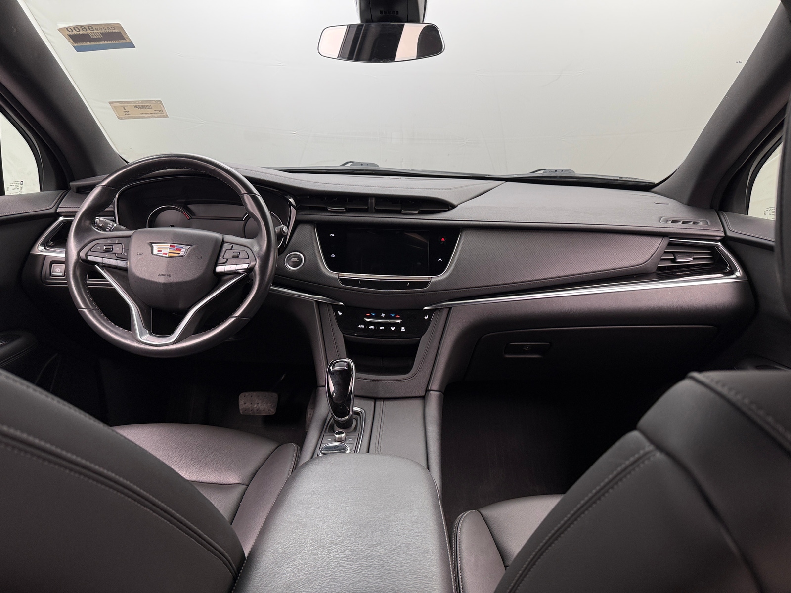 Thumbnail: 2024 Cadillac XT6 - 2