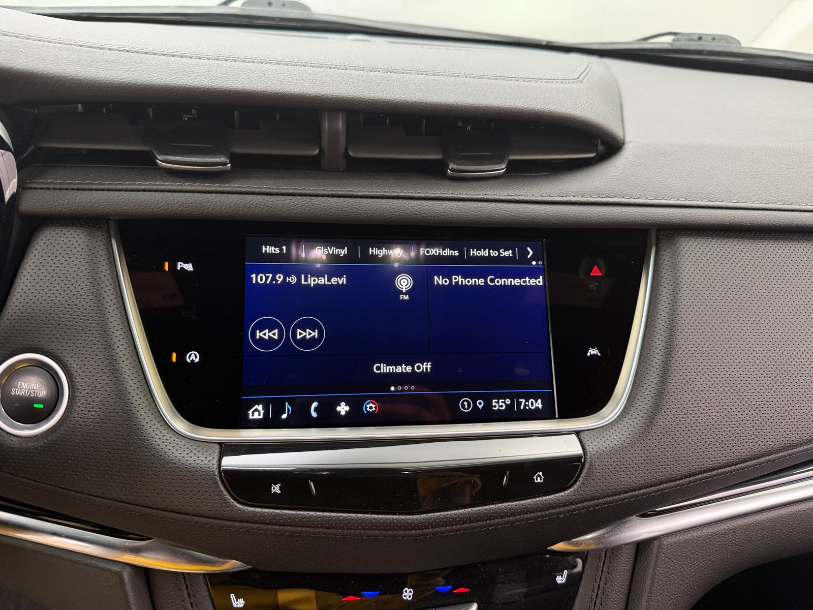 Thumbnail: 2024 Cadillac XT6 - 3