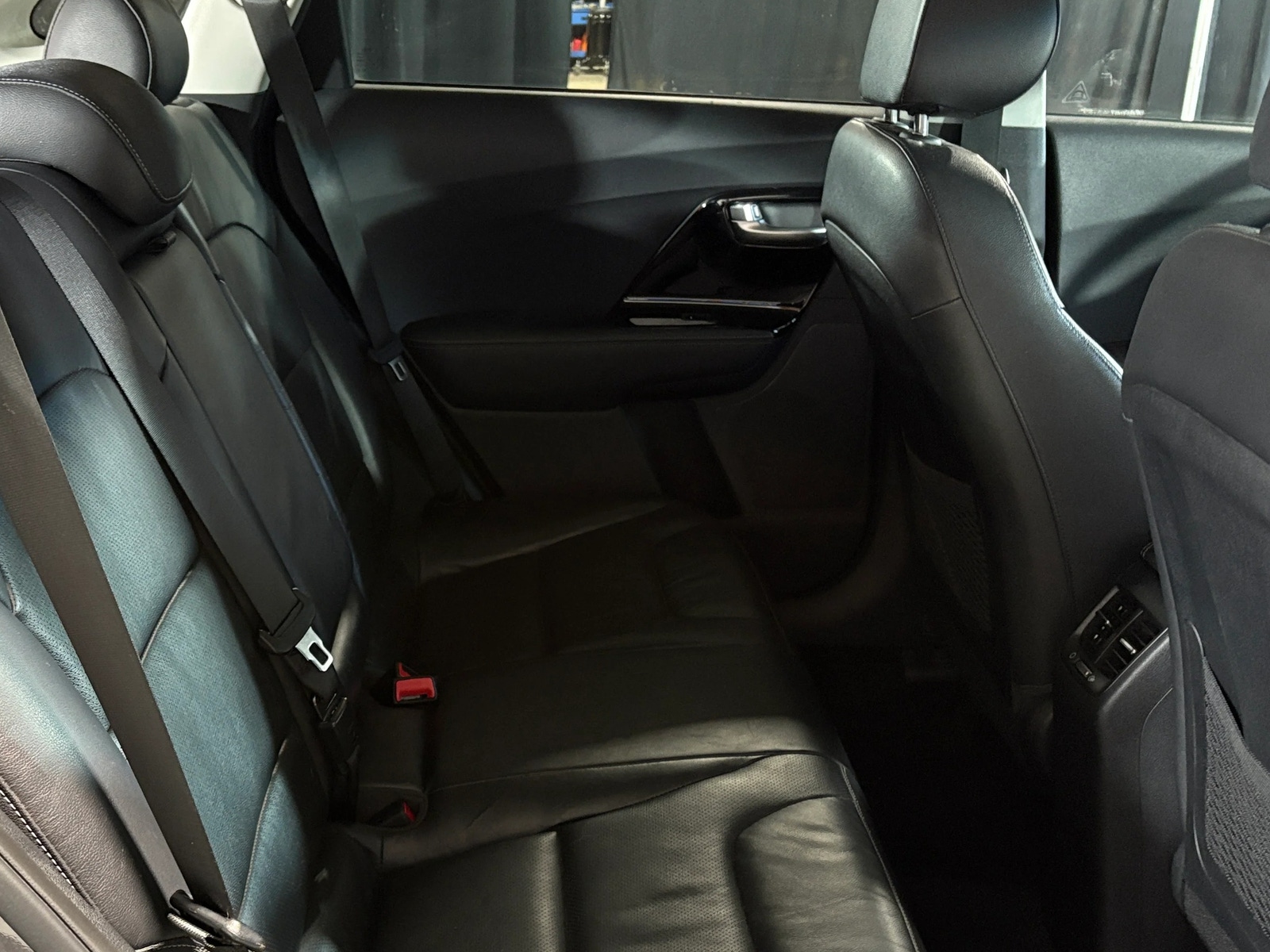 Thumbnail: 2017 Kia Niro - 5