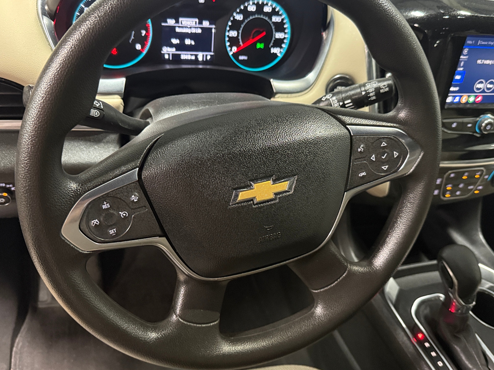 Thumbnail: 2023 Chevrolet Traverse - 5