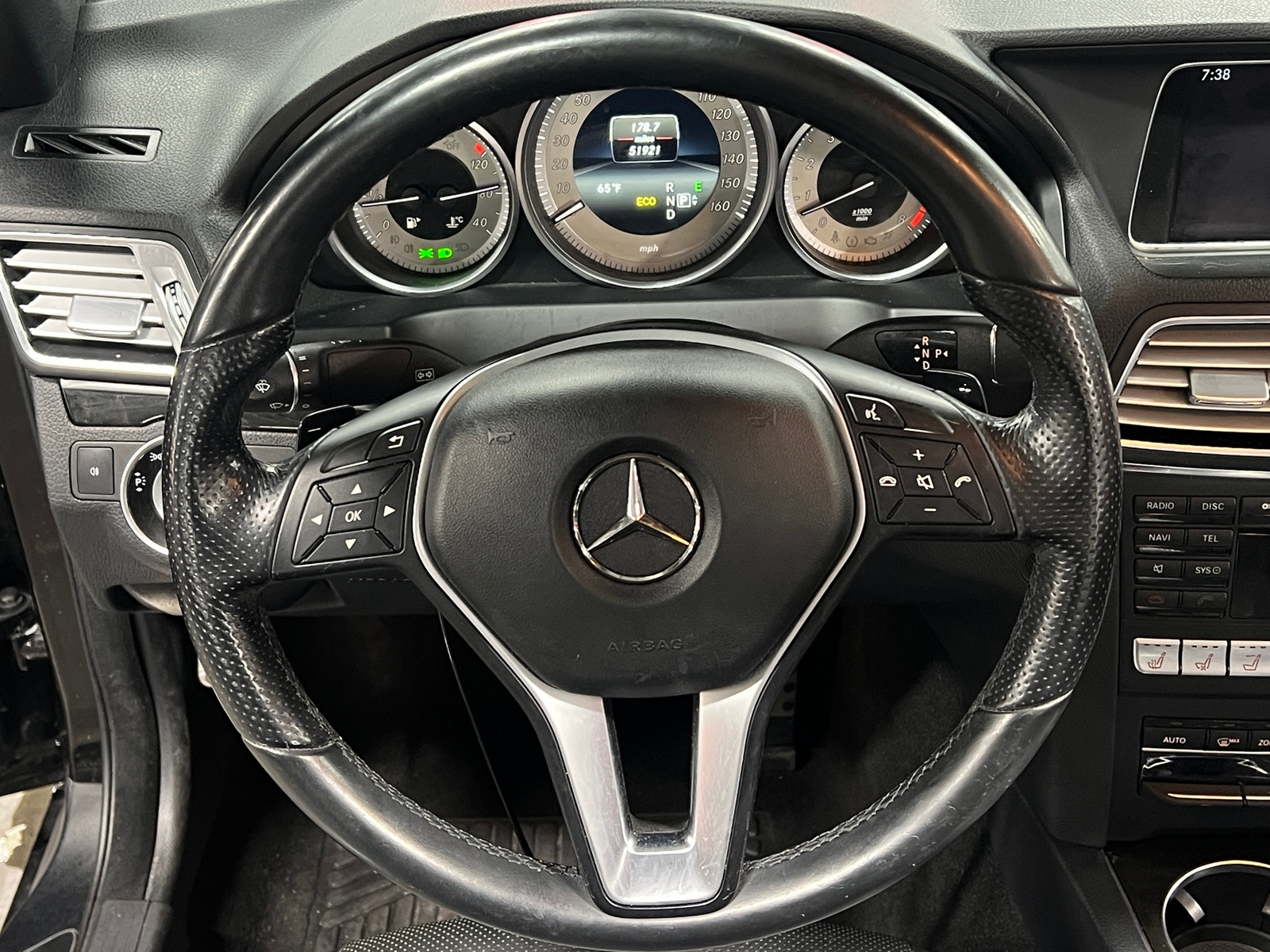 Thumbnail: 2014 Mercedes-Benz E-Class - 4