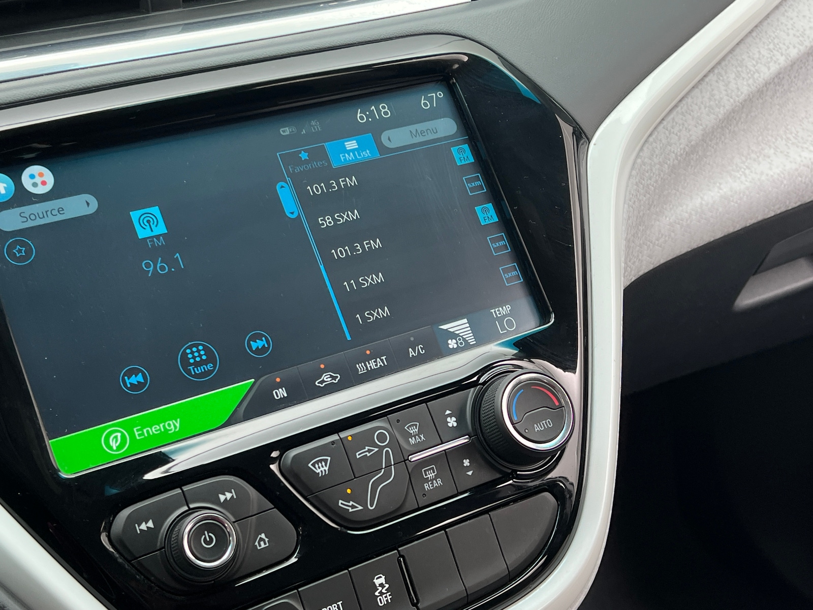 Thumbnail: 2019 Chevrolet Bolt EV - 4