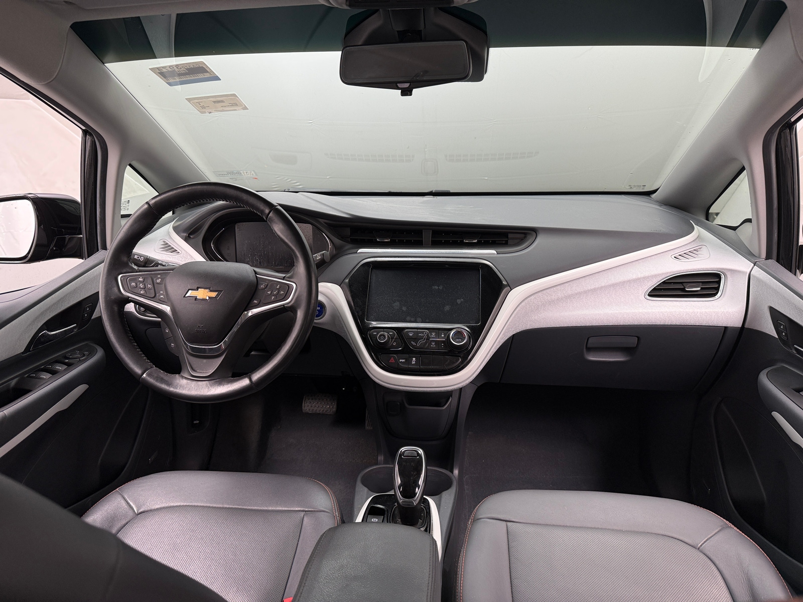 Thumbnail: 2019 Chevrolet Bolt EV - 2