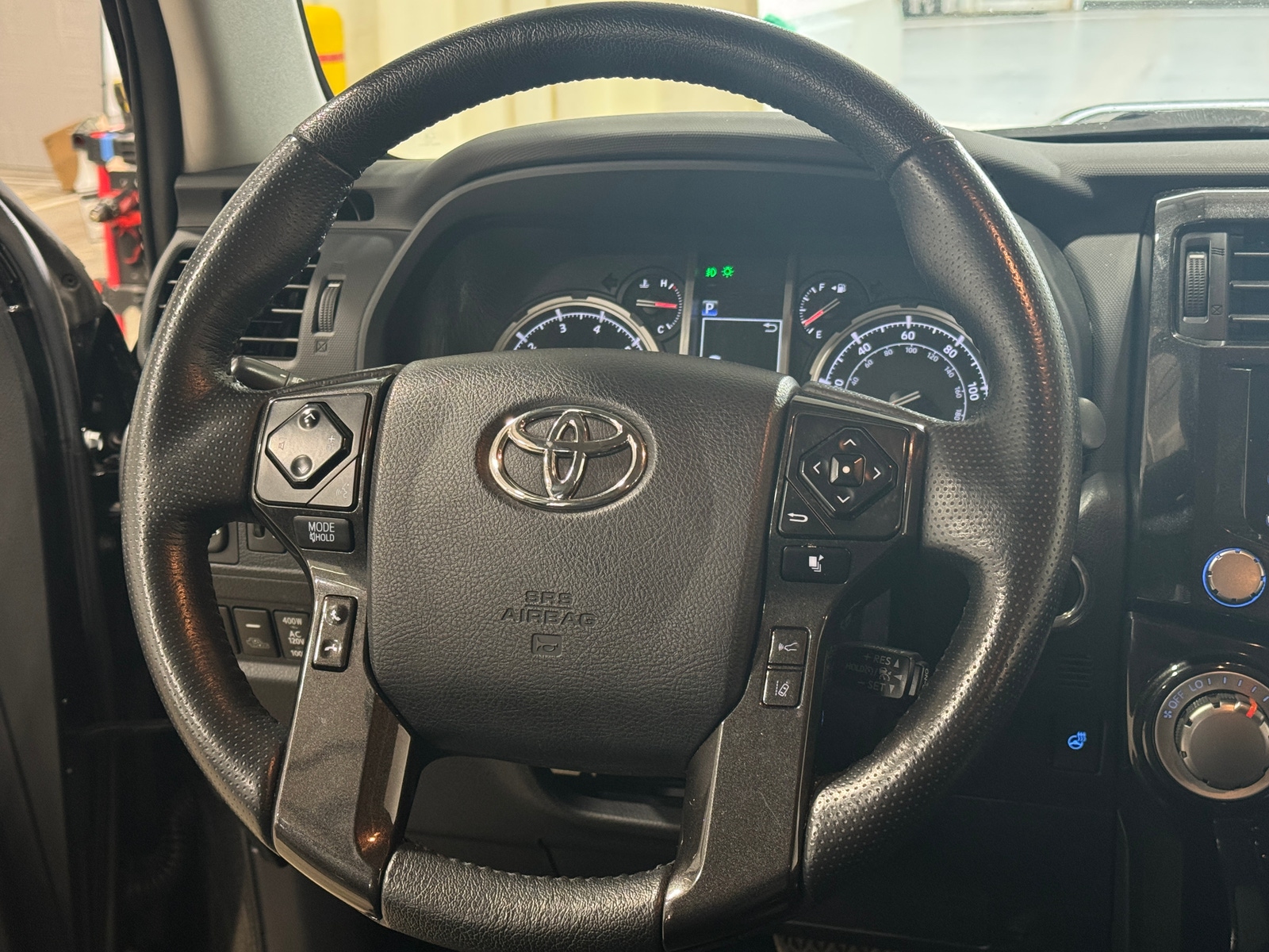 Thumbnail: 2023 Toyota 4Runner - 4