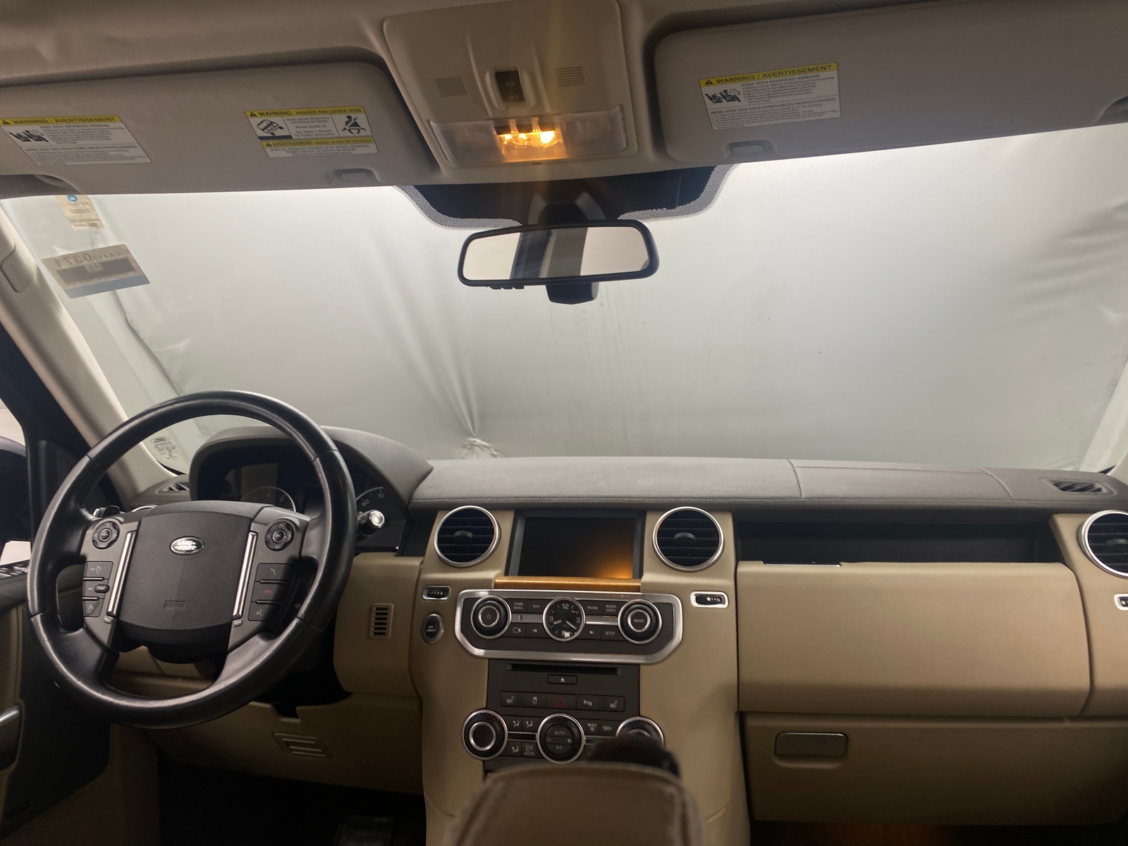 Thumbnail: 2016 Land Rover LR4 - 2