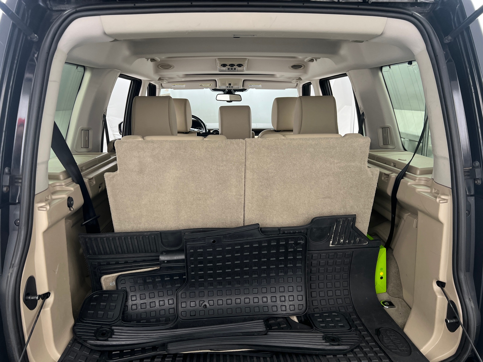 Thumbnail: 2016 Land Rover LR4 - 6