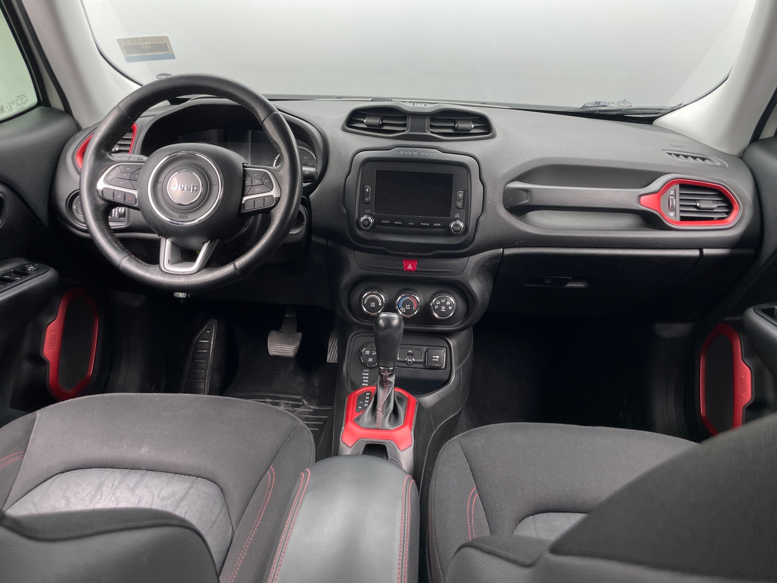 Thumbnail: 2016 Jeep Renegade - 3