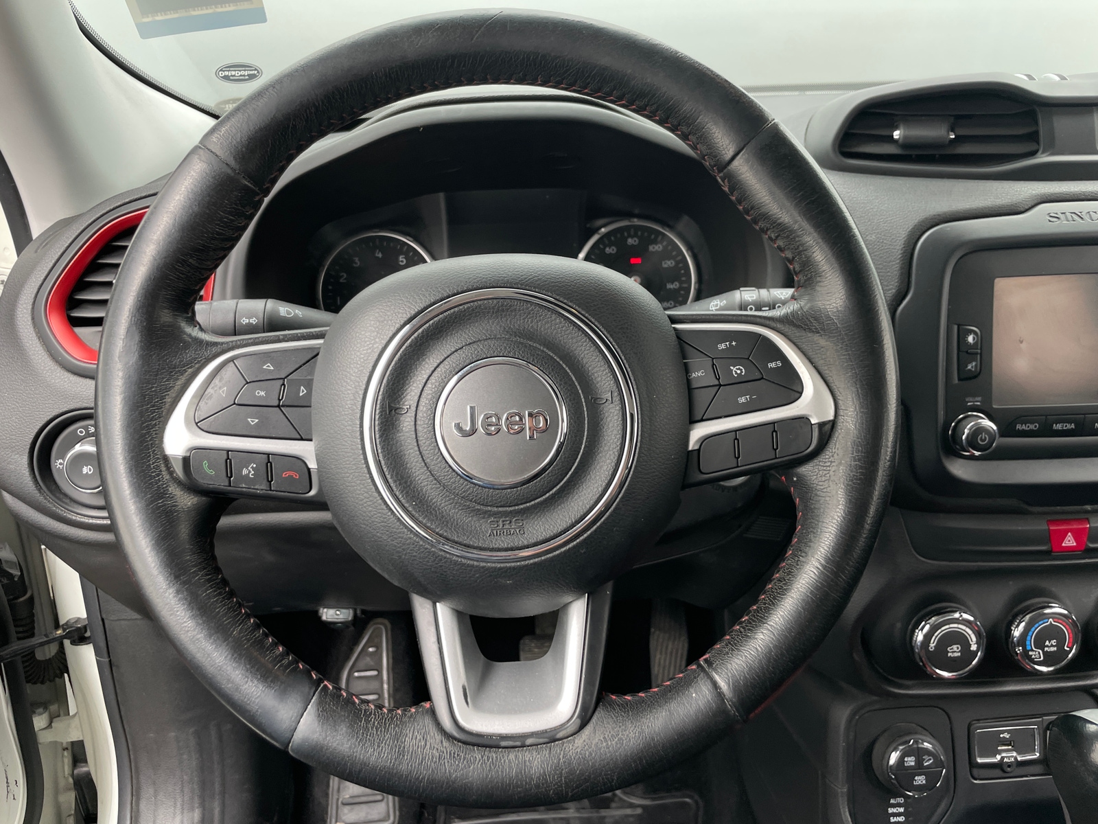 Thumbnail: 2016 Jeep Renegade - 5