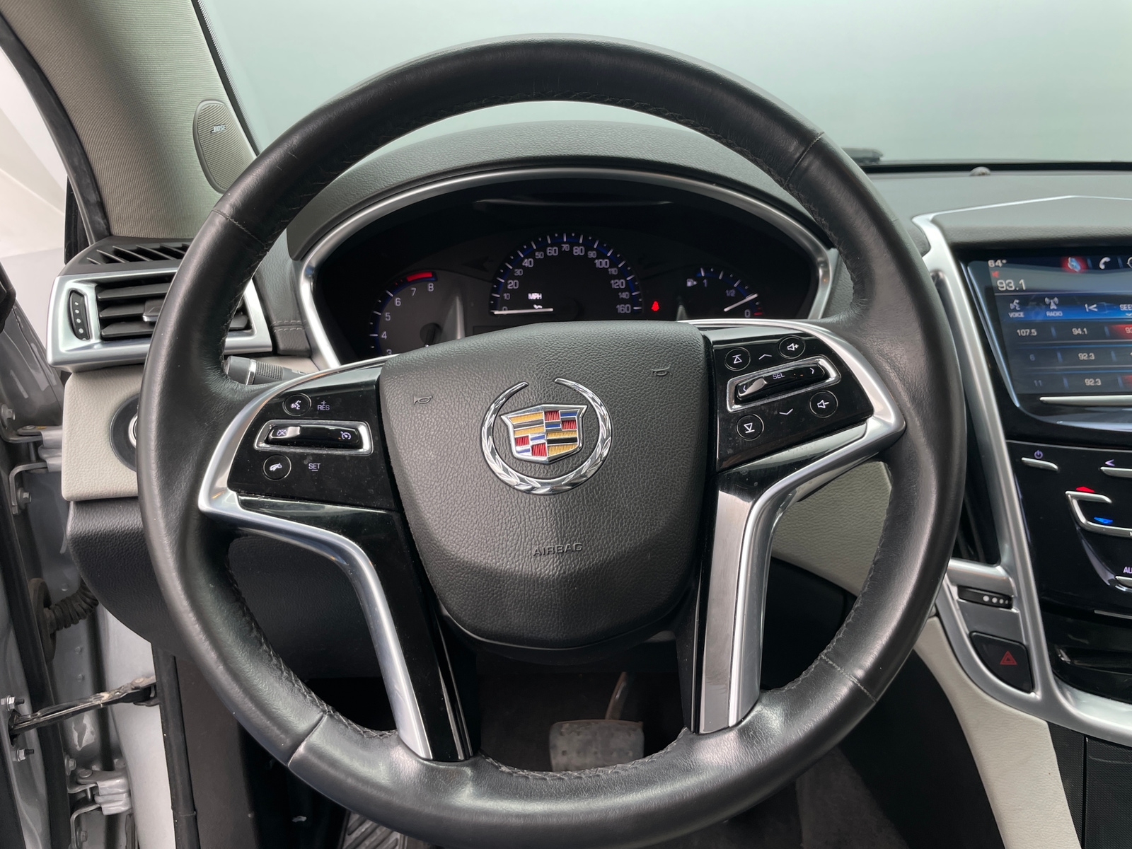 Thumbnail: 2015 Cadillac SRX - 4